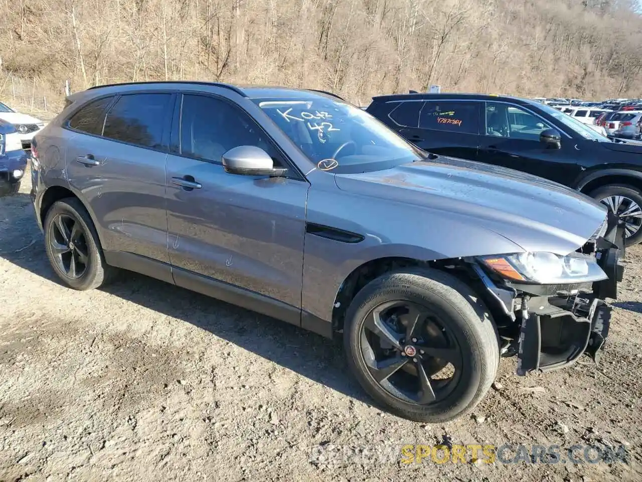 4 Photograph of a damaged car SADCJ2FX9LA656811 JAGUAR F-PACE 2020