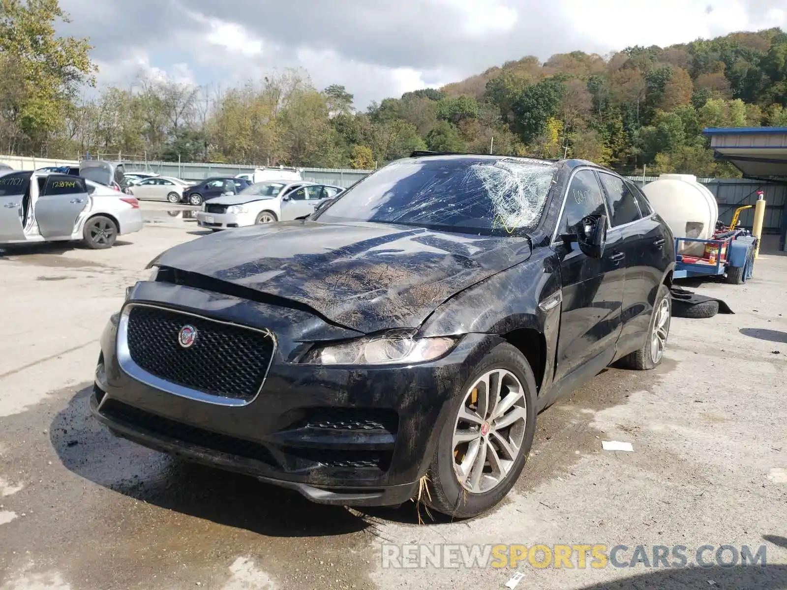 2 Фотография поврежденного автомобиля SADCJ2FXXLA651312 JAGUAR F-PACE 2020