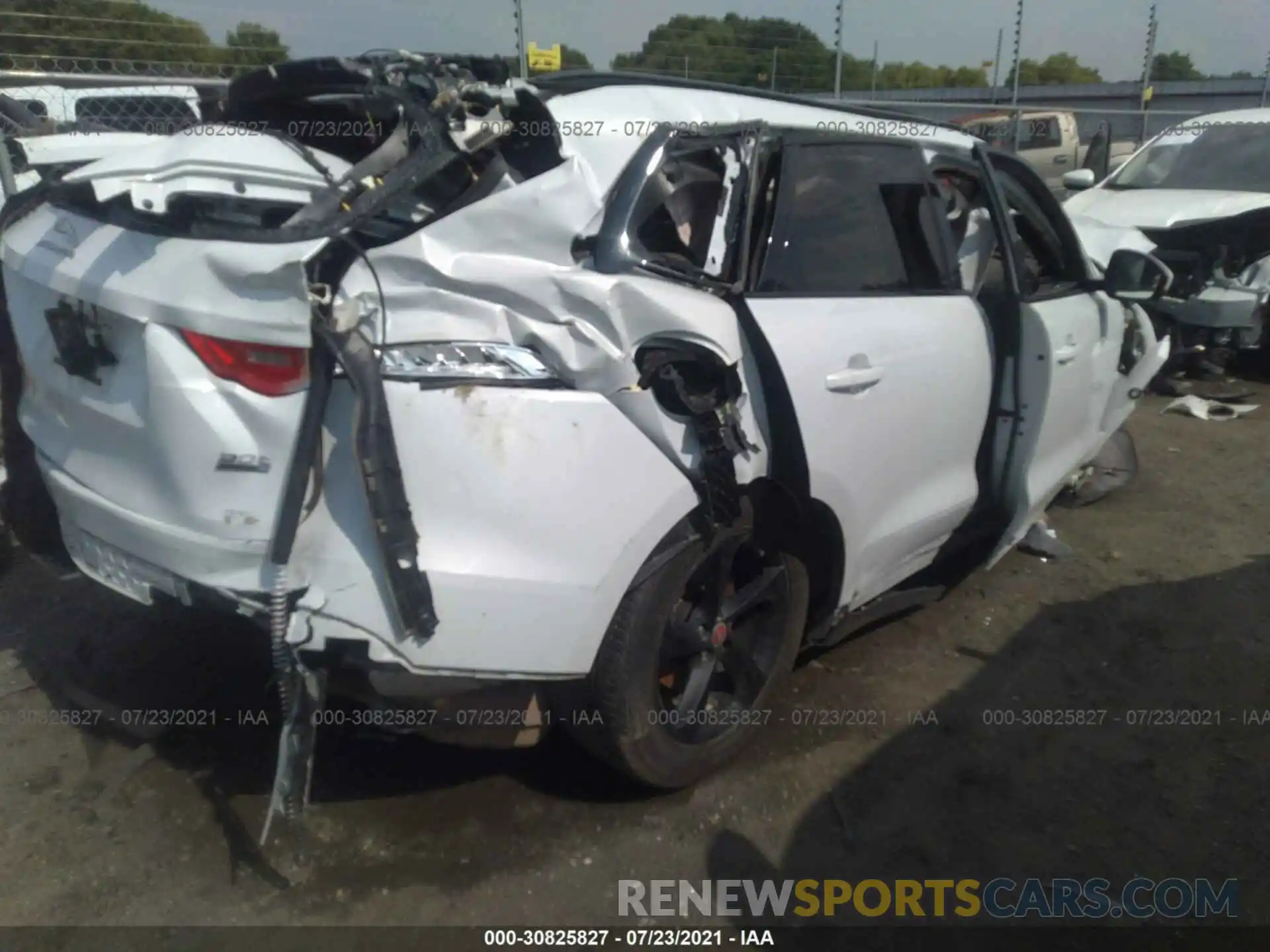 4 Photograph of a damaged car SADCJ2GX5LA620323 JAGUAR F-PACE 2020