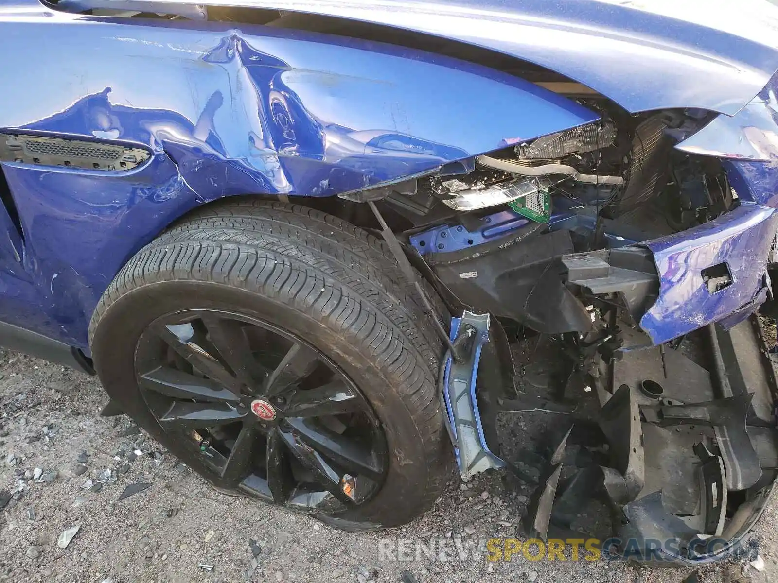 9 Photograph of a damaged car SADCK2FX0LA621829 JAGUAR F-PACE 2020