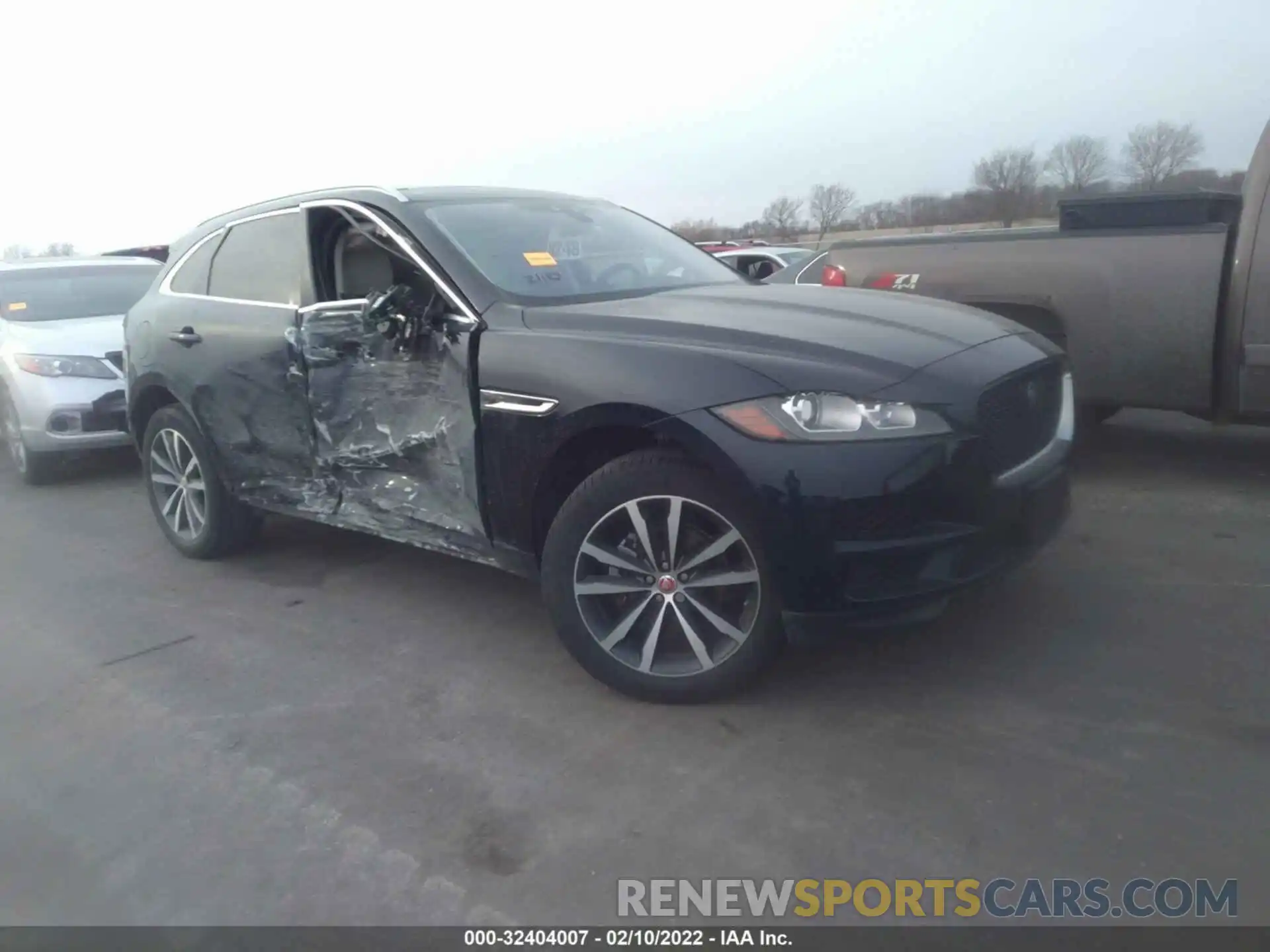 1 Photograph of a damaged car SADCK2FX0LA643765 JAGUAR F-PACE 2020