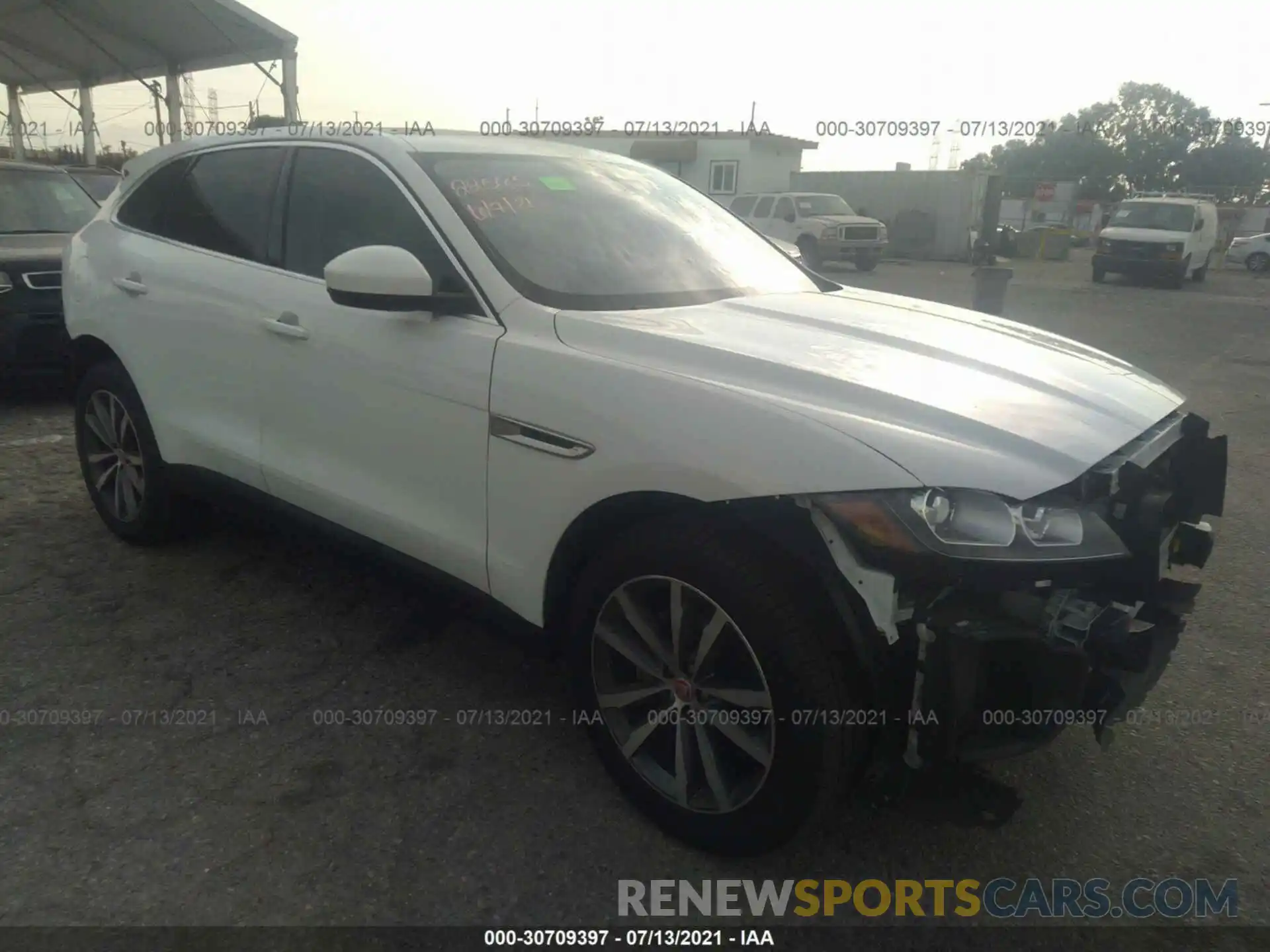 1 Photograph of a damaged car SADCK2FX5LA657936 JAGUAR F-PACE 2020