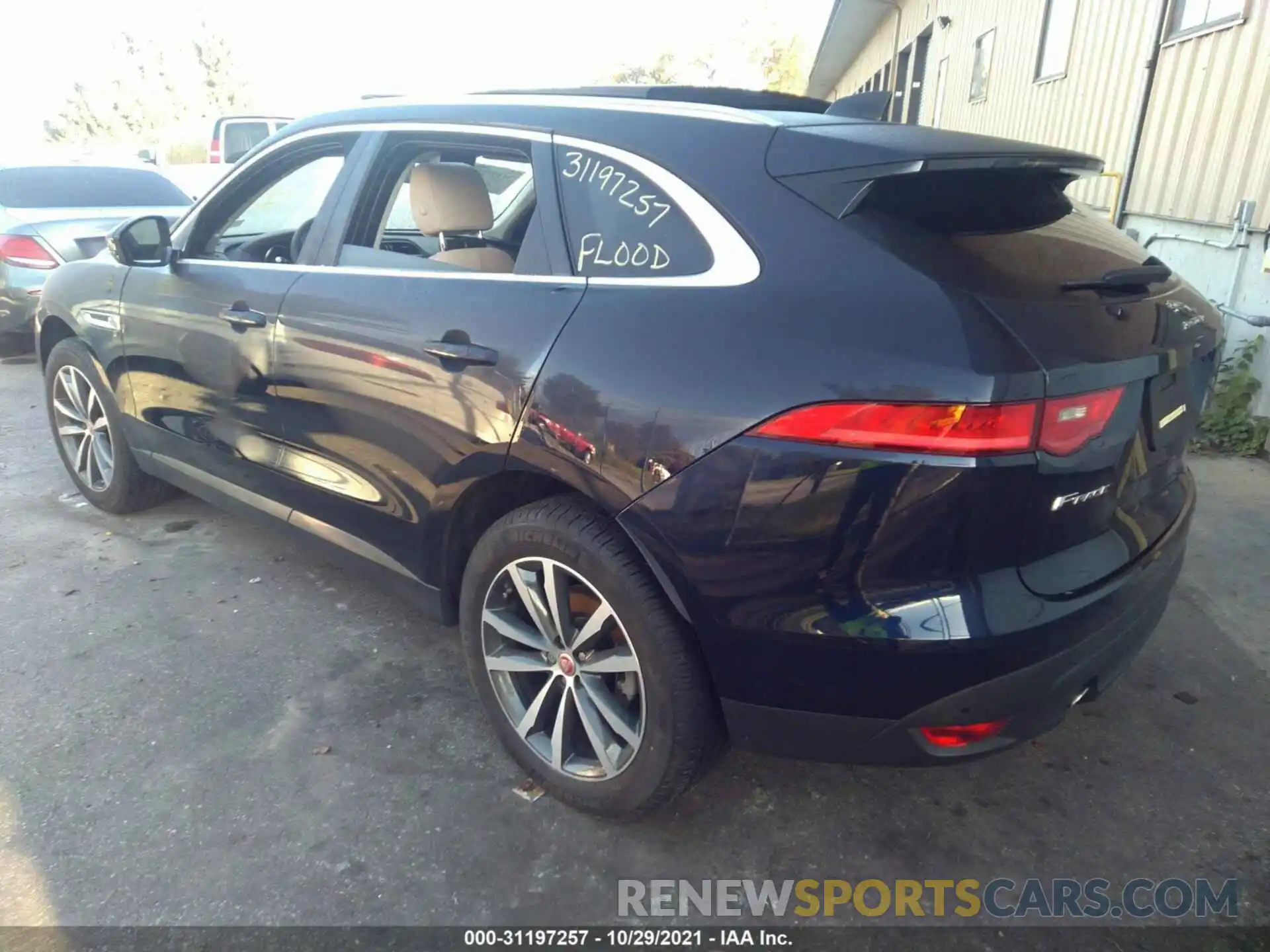 3 Фотография поврежденного автомобиля SADCK2FX7LA630141 JAGUAR F-PACE 2020