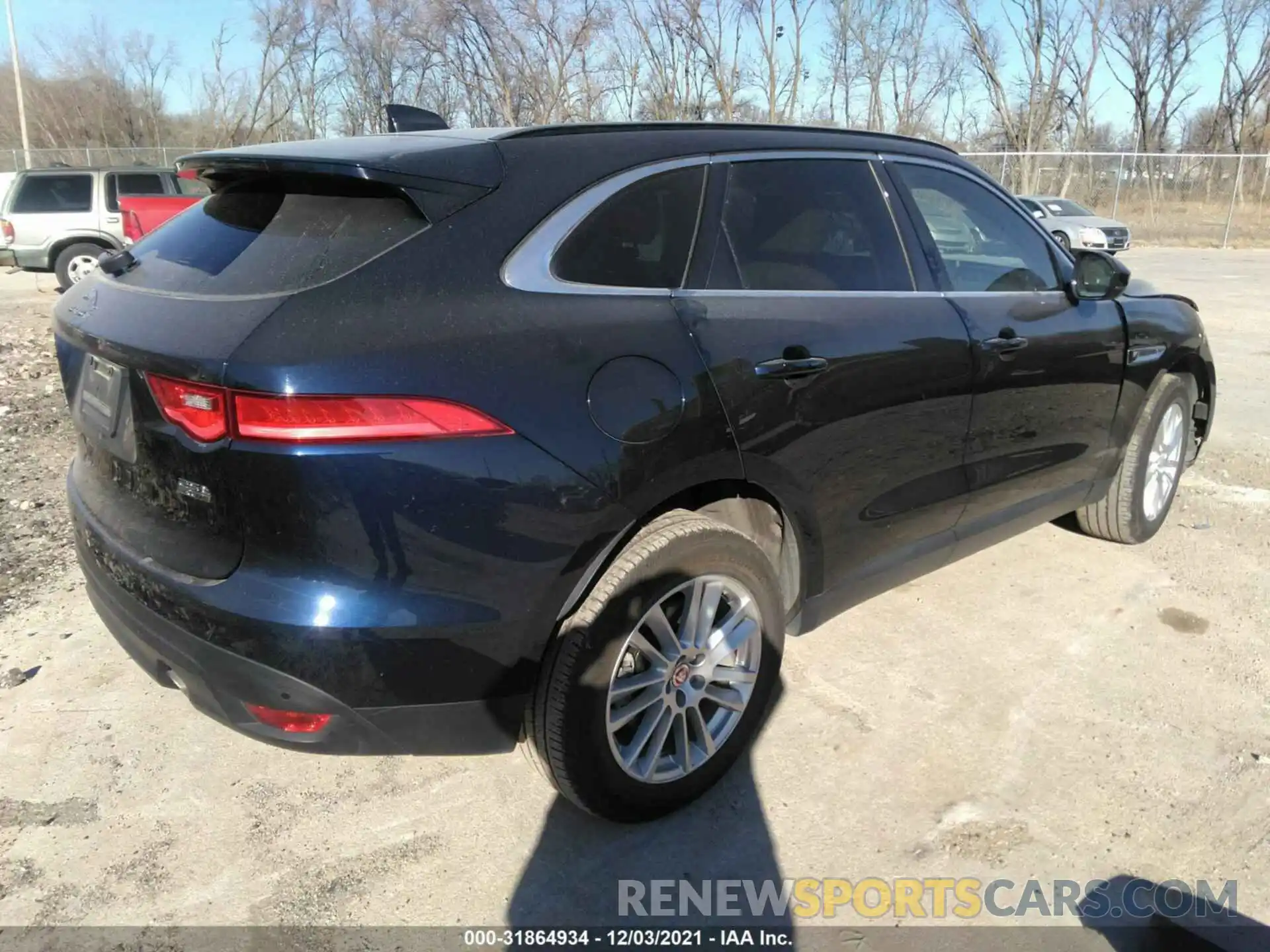 4 Photograph of a damaged car SADCK2FX9LA629928 JAGUAR F-PACE 2020