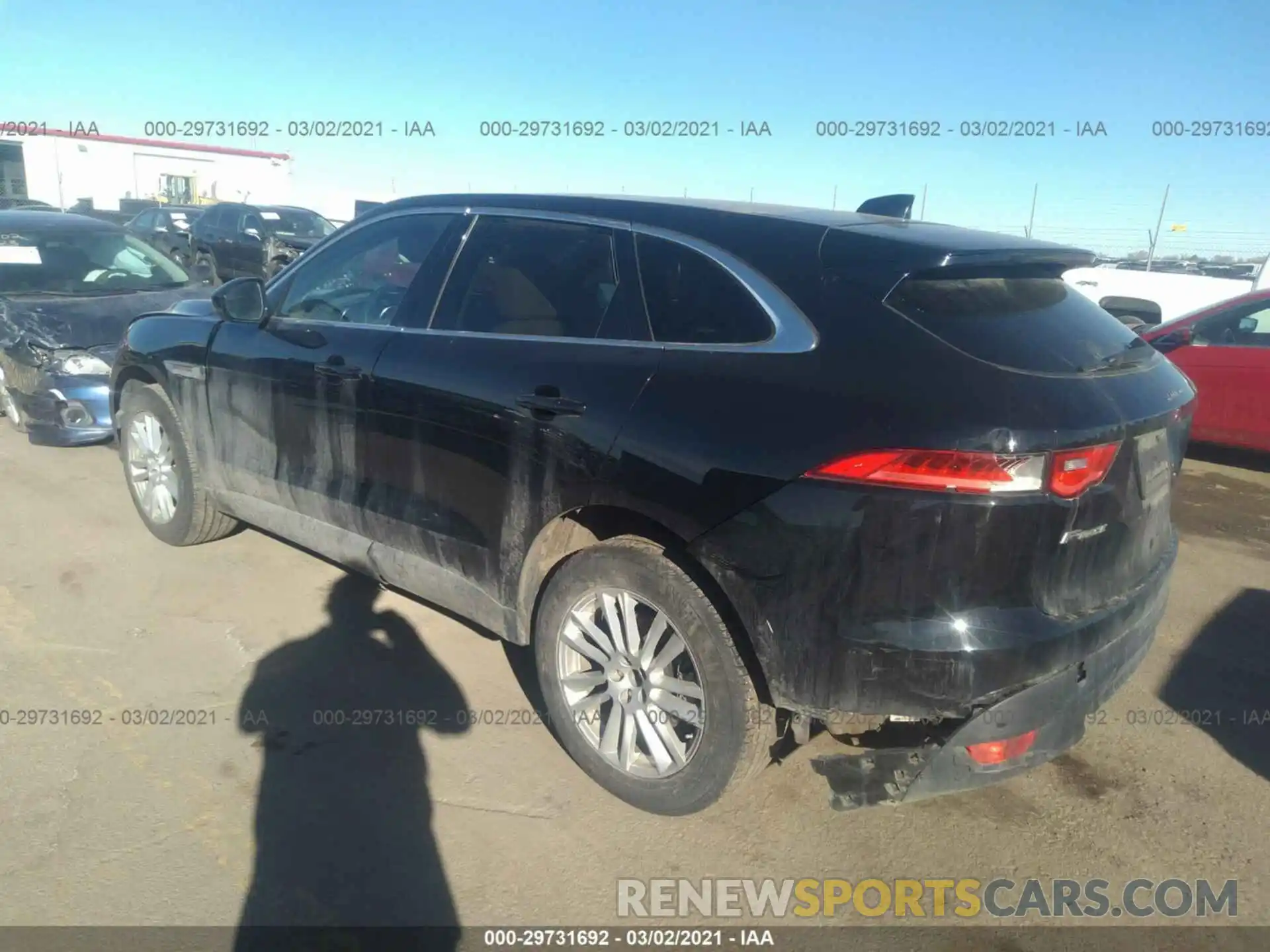 3 Фотография поврежденного автомобиля SADCK2GX0LA637690 JAGUAR F-PACE 2020