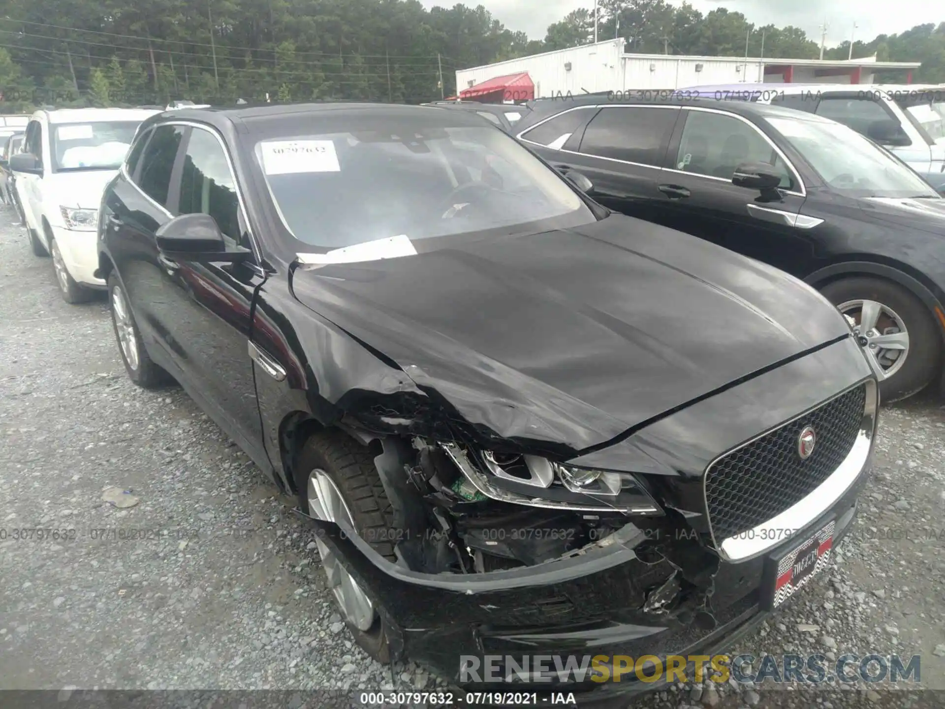 1 Photograph of a damaged car SADCK2GX2LA635410 JAGUAR F-PACE 2020