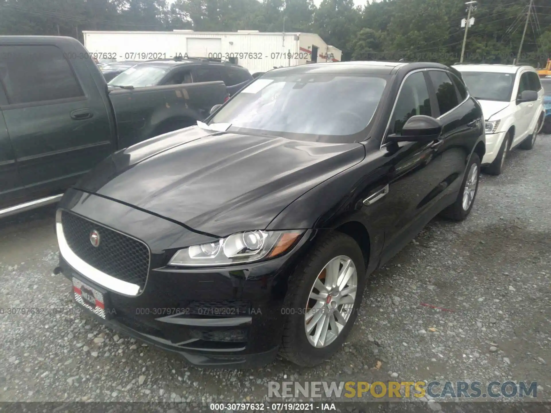 2 Фотография поврежденного автомобиля SADCK2GX2LA635410 JAGUAR F-PACE 2020