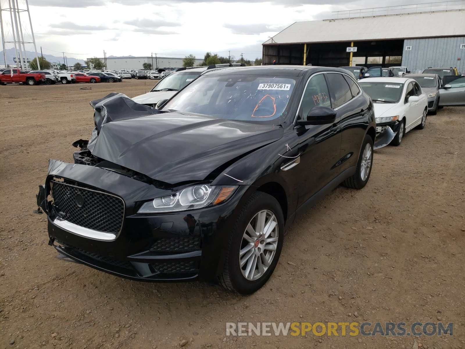 2 Фотография поврежденного автомобиля SADCK2GX2LA635875 JAGUAR F-PACE 2020