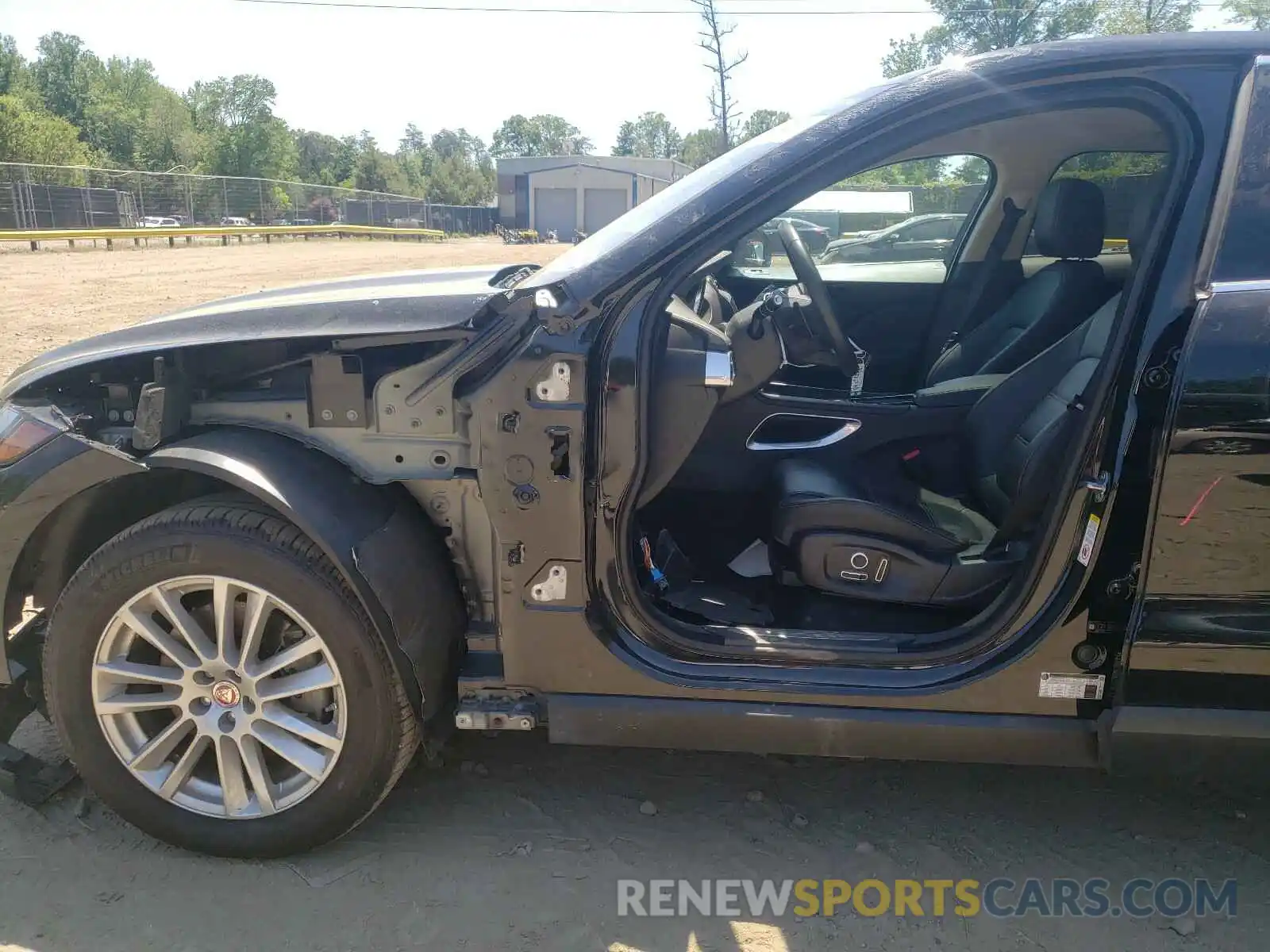 9 Photograph of a damaged car SADCK2GX2LA639036 JAGUAR F-PACE 2020