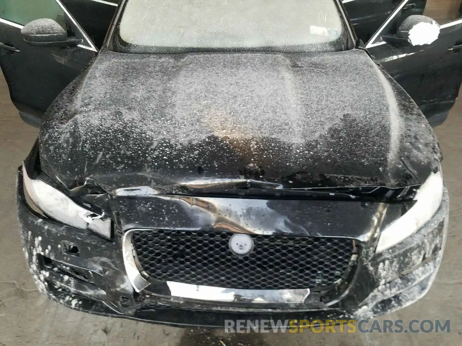 7 Photograph of a damaged car SADCK2GX3LA633875 JAGUAR F-PACE 2020