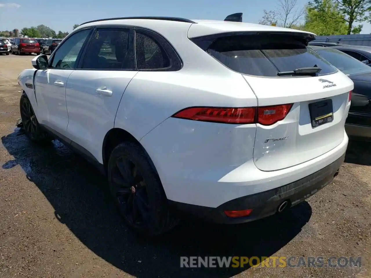 3 Photograph of a damaged car SADCK2GX4LA642178 JAGUAR F-PACE 2020