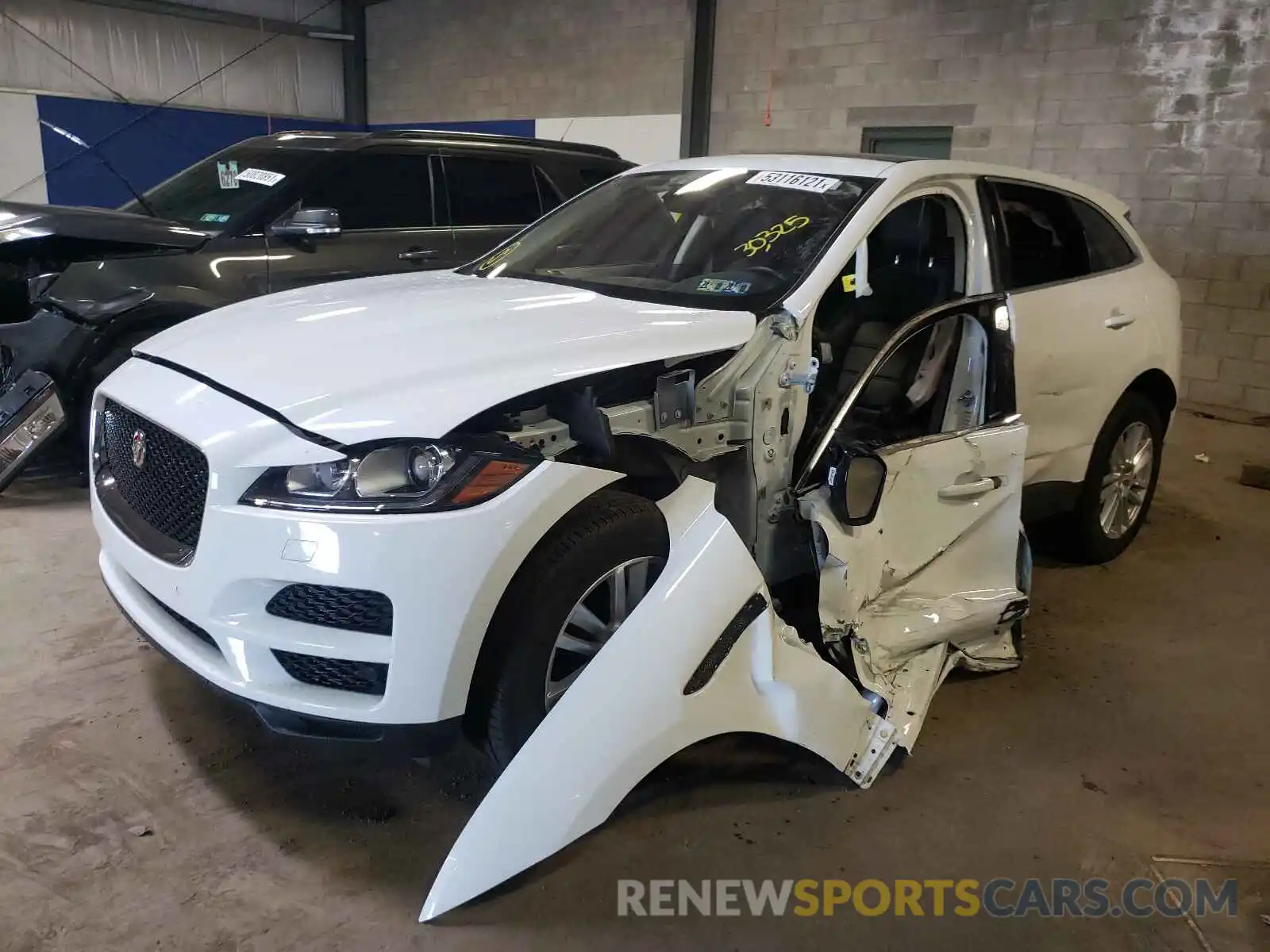 2 Фотография поврежденного автомобиля SADCK2GX5LA635210 JAGUAR F-PACE 2020