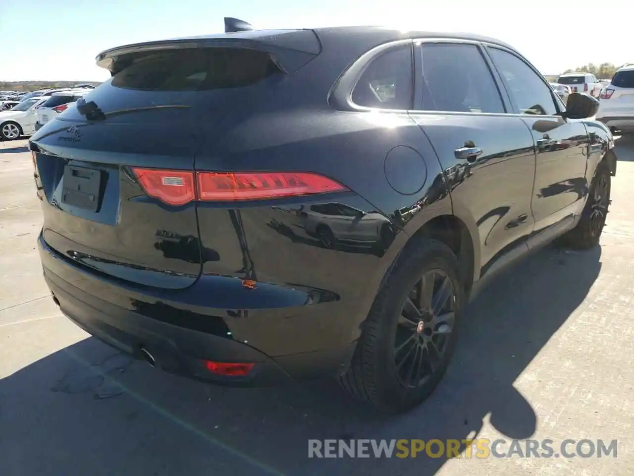 4 Photograph of a damaged car SADCK2GX6LA637886 JAGUAR F-PACE 2020