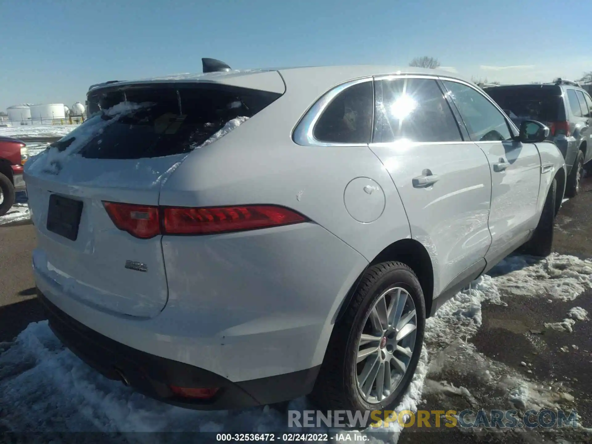 4 Photograph of a damaged car SADCK2GX6LA638407 JAGUAR F-PACE 2020