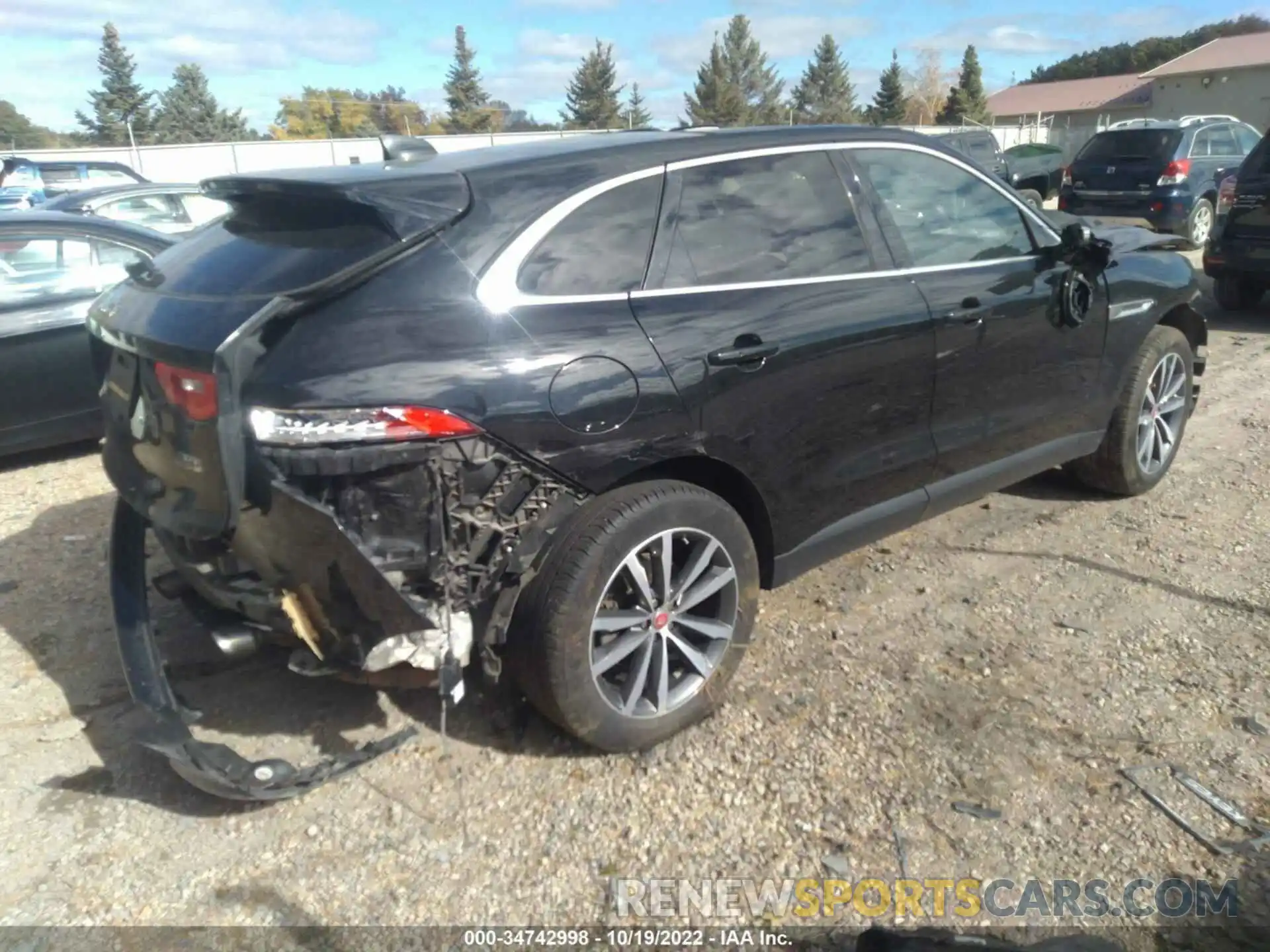 4 Photograph of a damaged car SADCK2GX7LA630445 JAGUAR F-PACE 2020