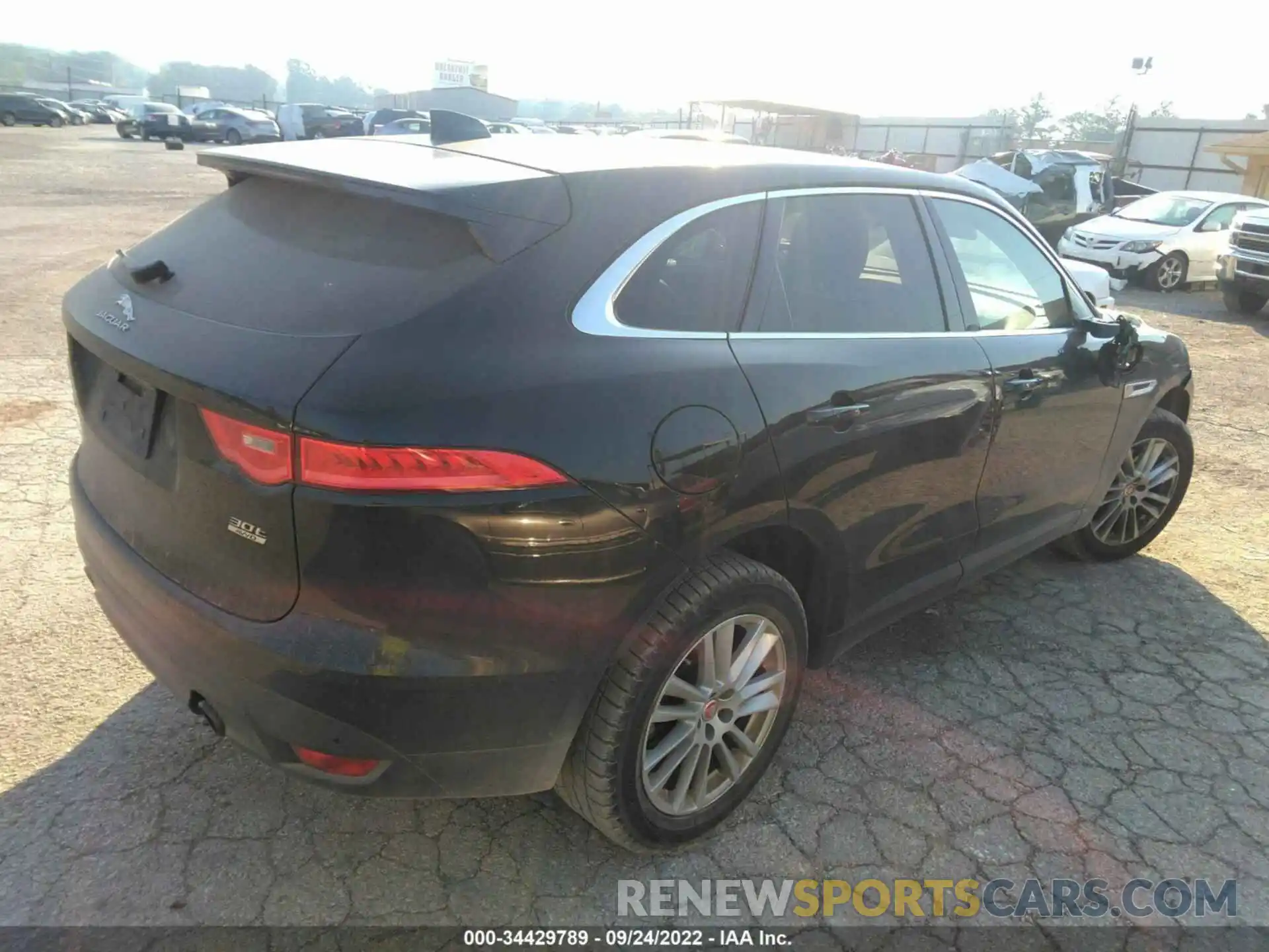 4 Photograph of a damaged car SADCK2GXXLA639348 JAGUAR F-PACE 2020