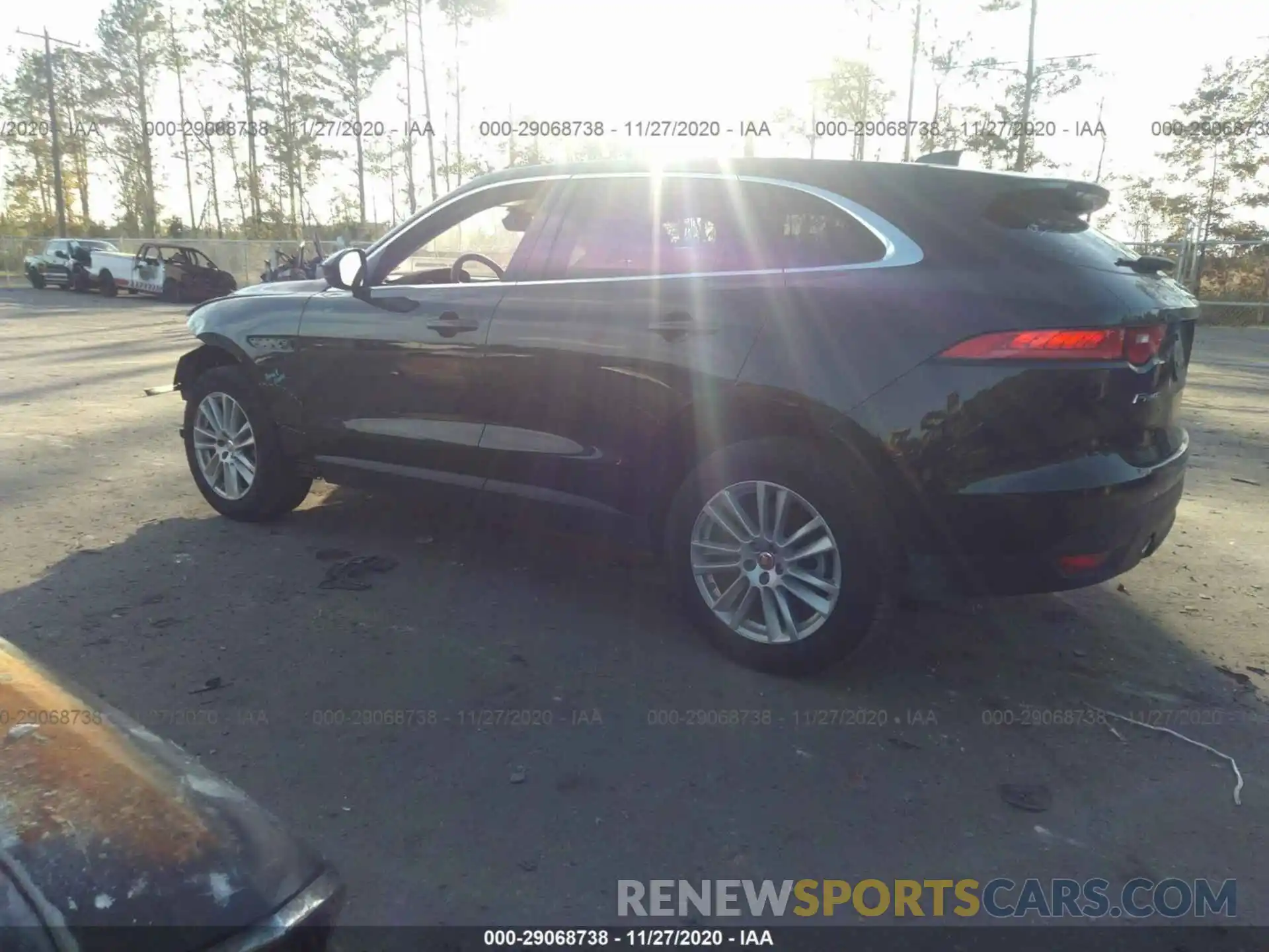 3 Фотография поврежденного автомобиля SADCK2GXXLA640273 JAGUAR F-PACE 2020