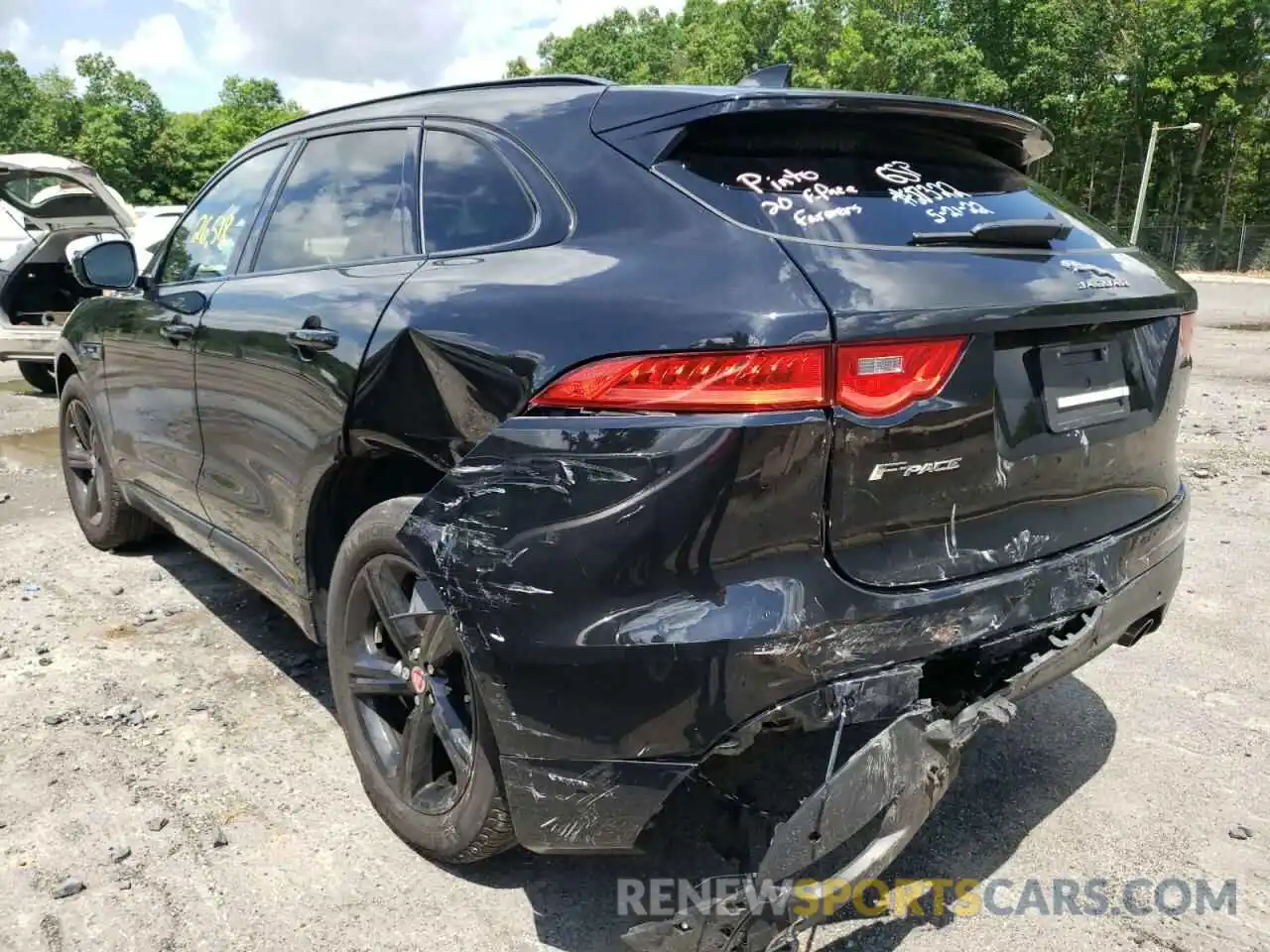 3 Photograph of a damaged car SADCL2FX8LA644322 JAGUAR F-PACE 2020