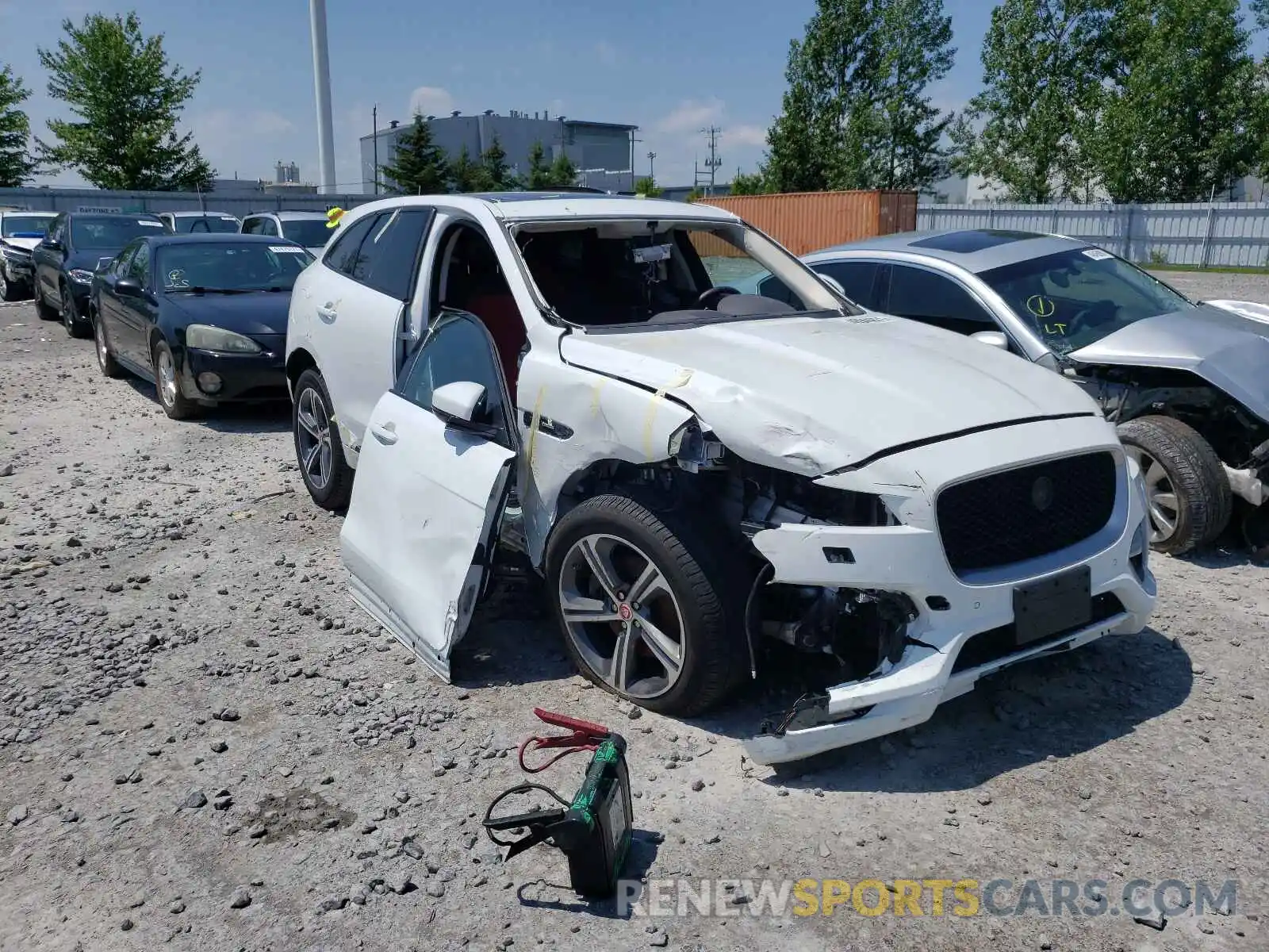 1 Photograph of a damaged car SADCL2GX1LA642037 JAGUAR F-PACE 2020