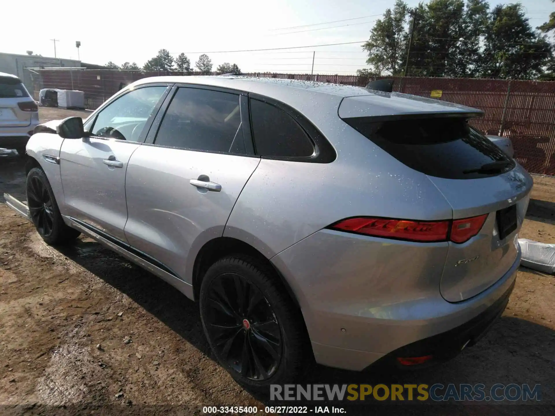 3 Photograph of a damaged car SADCL2GX5LA654787 JAGUAR F-PACE 2020