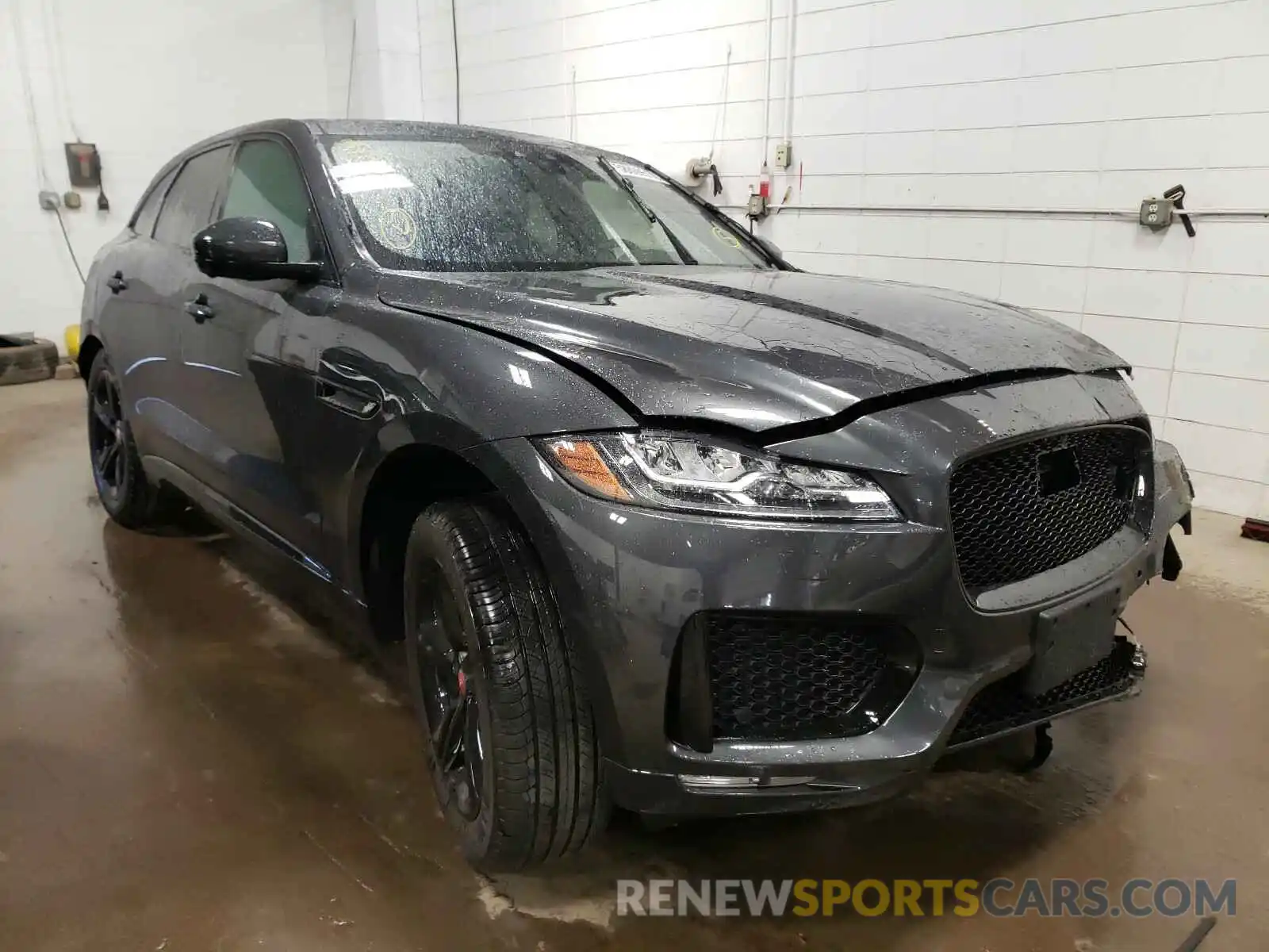 1 Photograph of a damaged car SADCM2FV1LA640771 JAGUAR F-PACE 2020