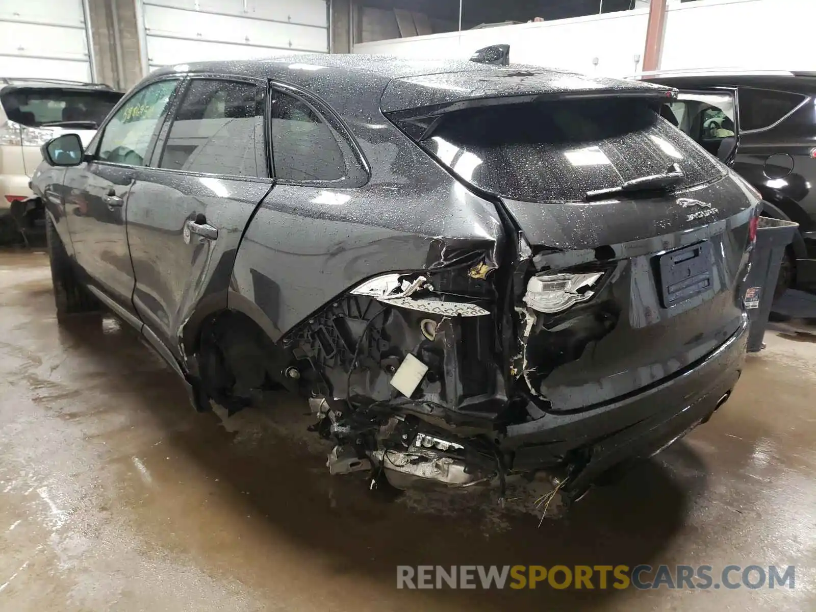 3 Photograph of a damaged car SADCM2FV1LA640771 JAGUAR F-PACE 2020