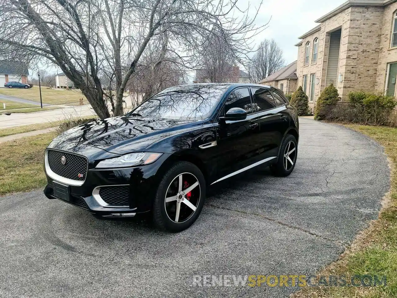 2 Photograph of a damaged car SADCM2FV1LA641029 JAGUAR F-PACE 2020