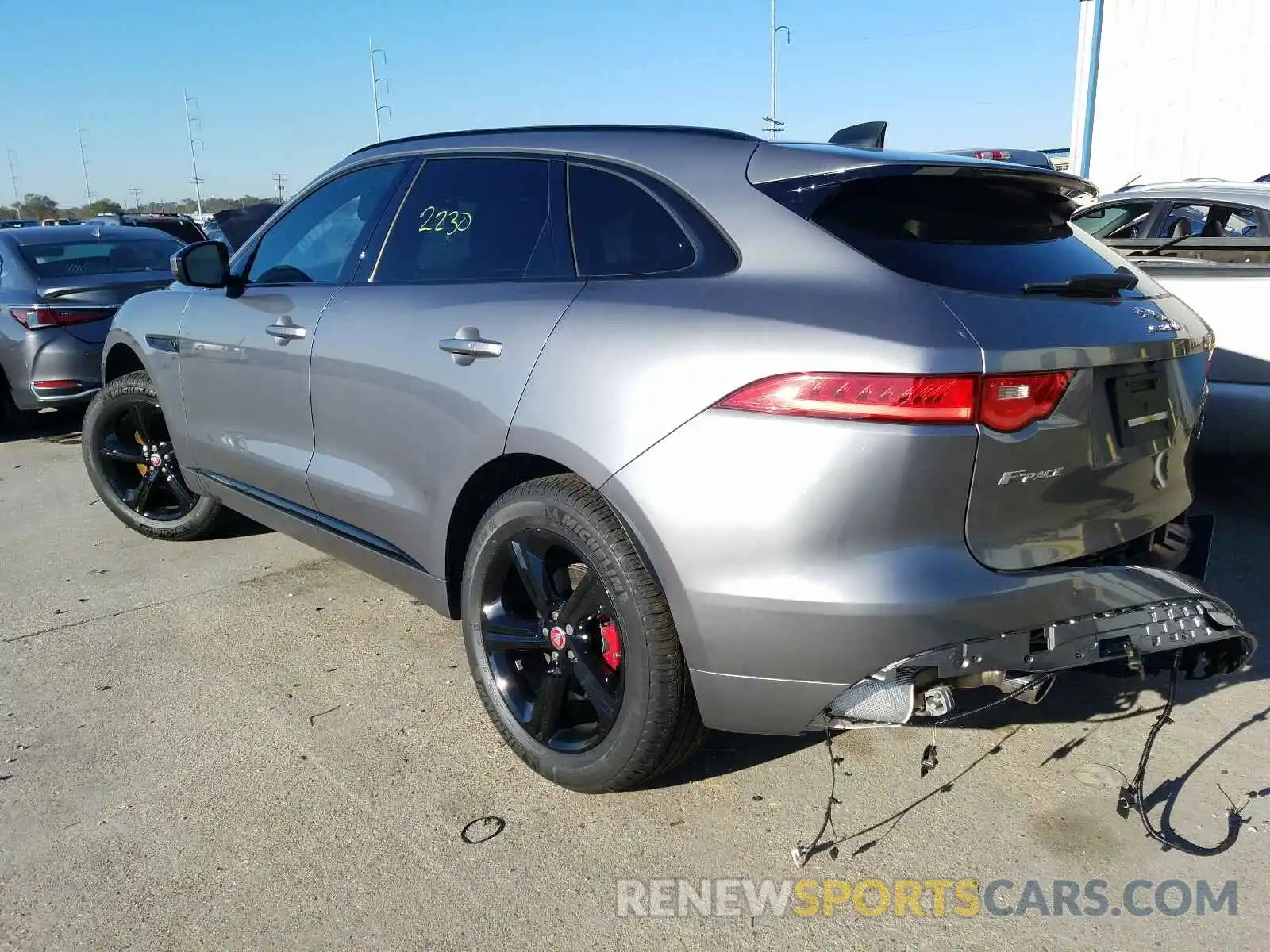 3 Фотография поврежденного автомобиля SADCM2FV1LA647591 JAGUAR F-PACE 2020