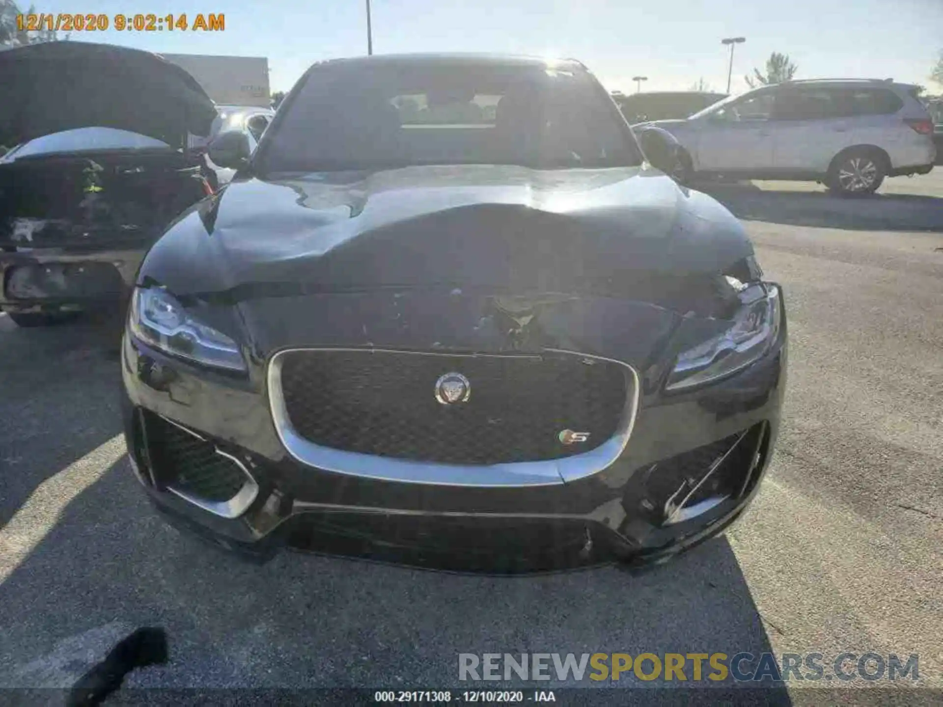 14 Photograph of a damaged car SADCM2FV6LA640040 JAGUAR F-PACE 2020