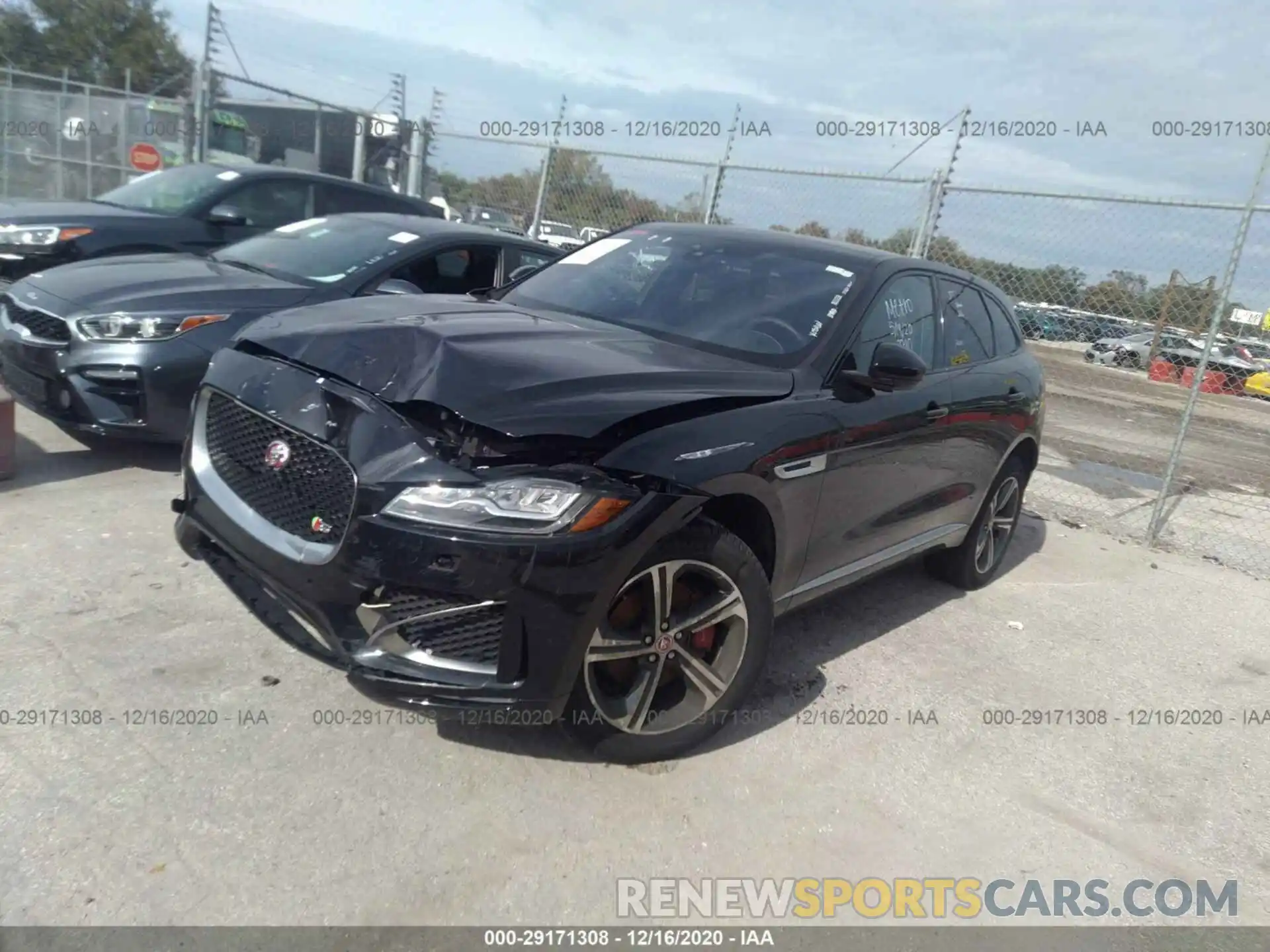 2 Фотография поврежденного автомобиля SADCM2FV6LA640040 JAGUAR F-PACE 2020