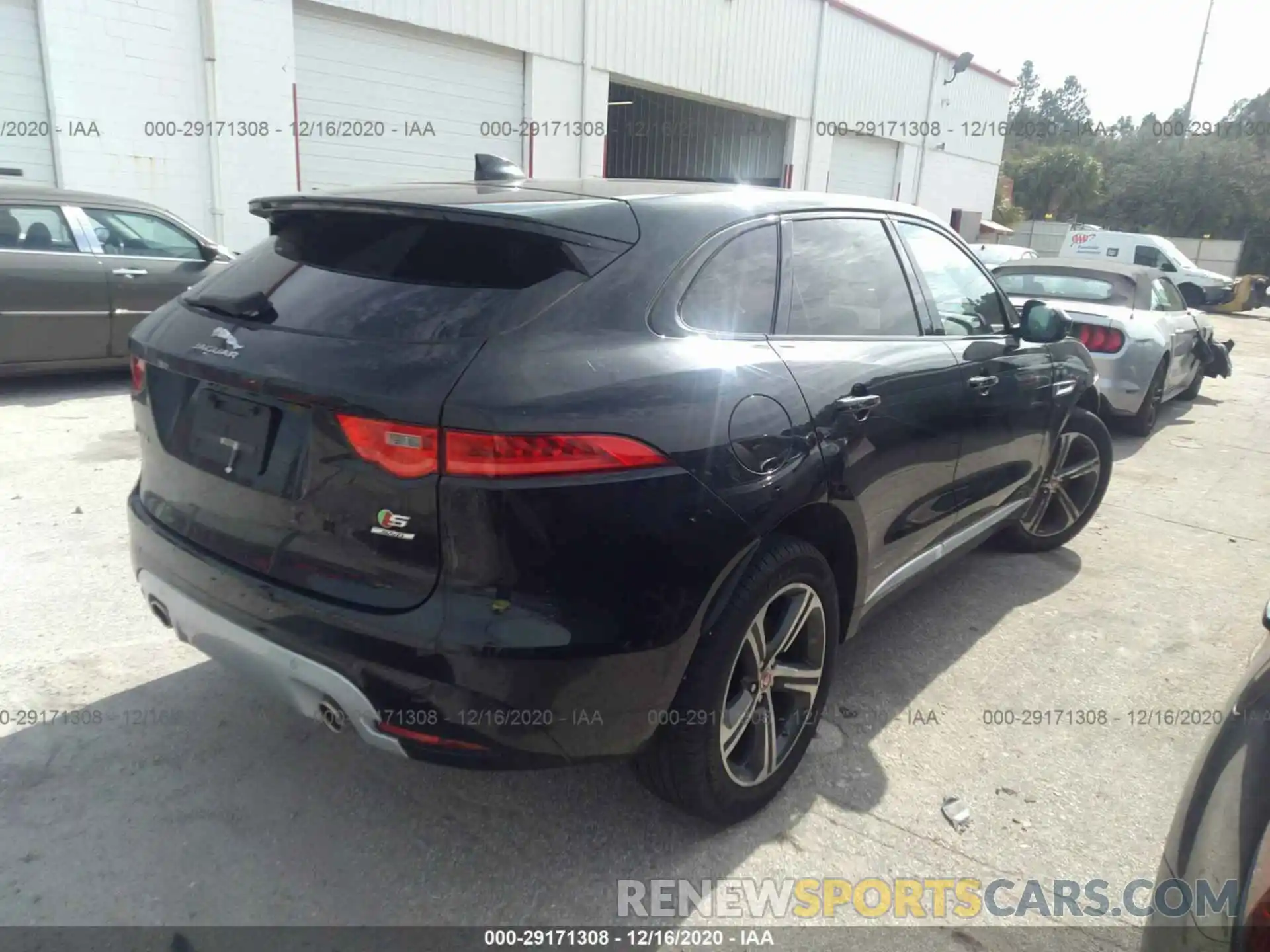 4 Фотография поврежденного автомобиля SADCM2FV6LA640040 JAGUAR F-PACE 2020