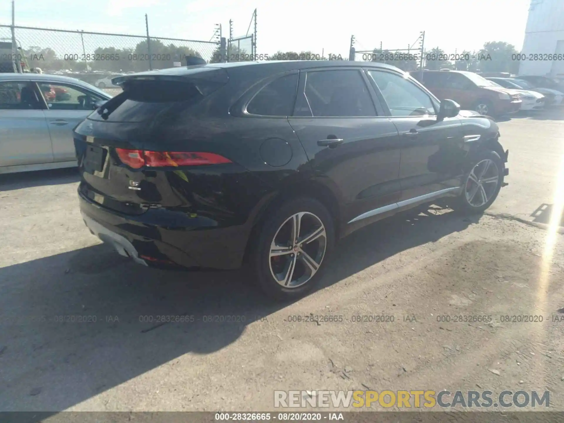 4 Photograph of a damaged car SADCM2FV6LA640216 JAGUAR F-PACE 2020