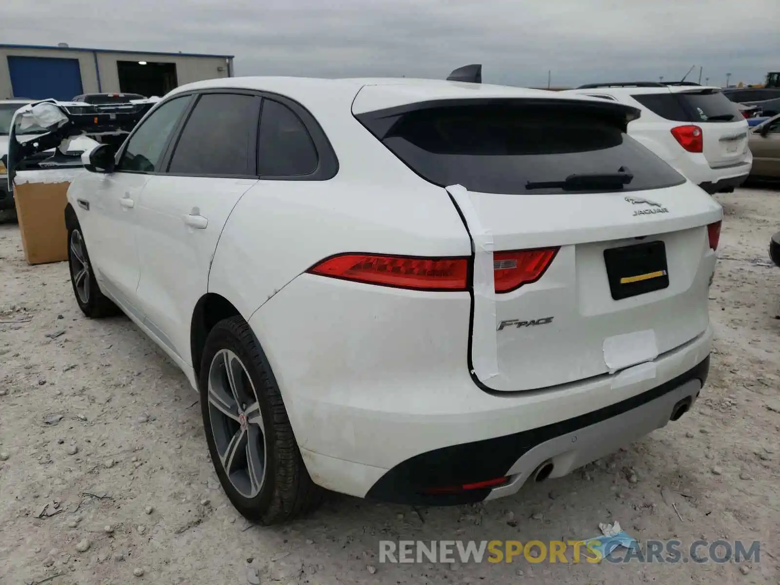 3 Фотография поврежденного автомобиля SADCM2FV7LA638877 JAGUAR F-PACE 2020