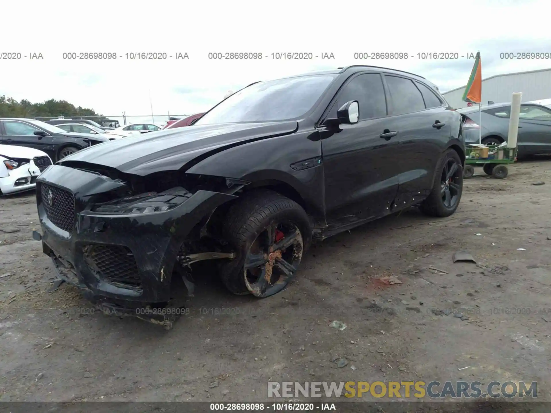 2 Фотография поврежденного автомобиля SADCP2FX2LA617167 JAGUAR F-PACE 2020