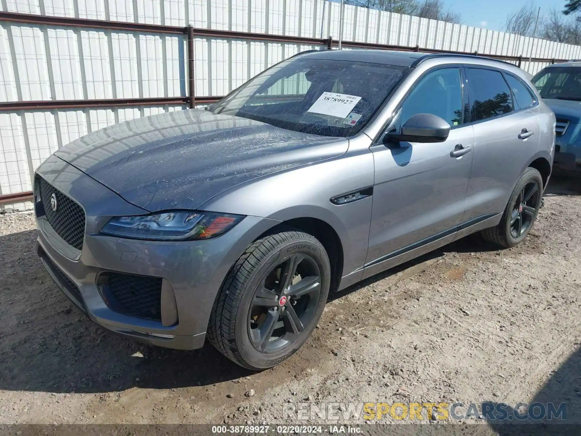 2 Фотография поврежденного автомобиля SADCP2FX5LA648476 JAGUAR F-PACE 2020