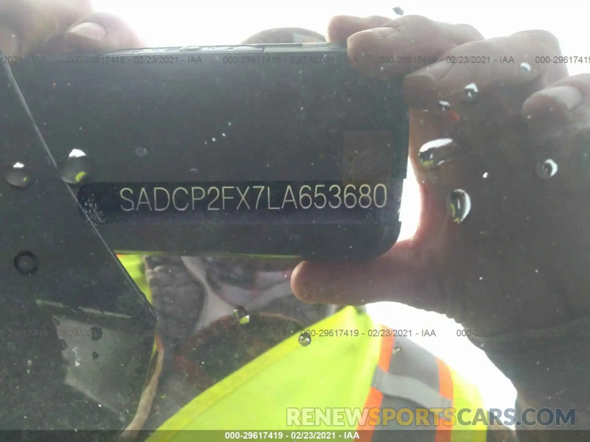 9 Photograph of a damaged car SADCP2FX7LA653680 JAGUAR F-PACE 2020