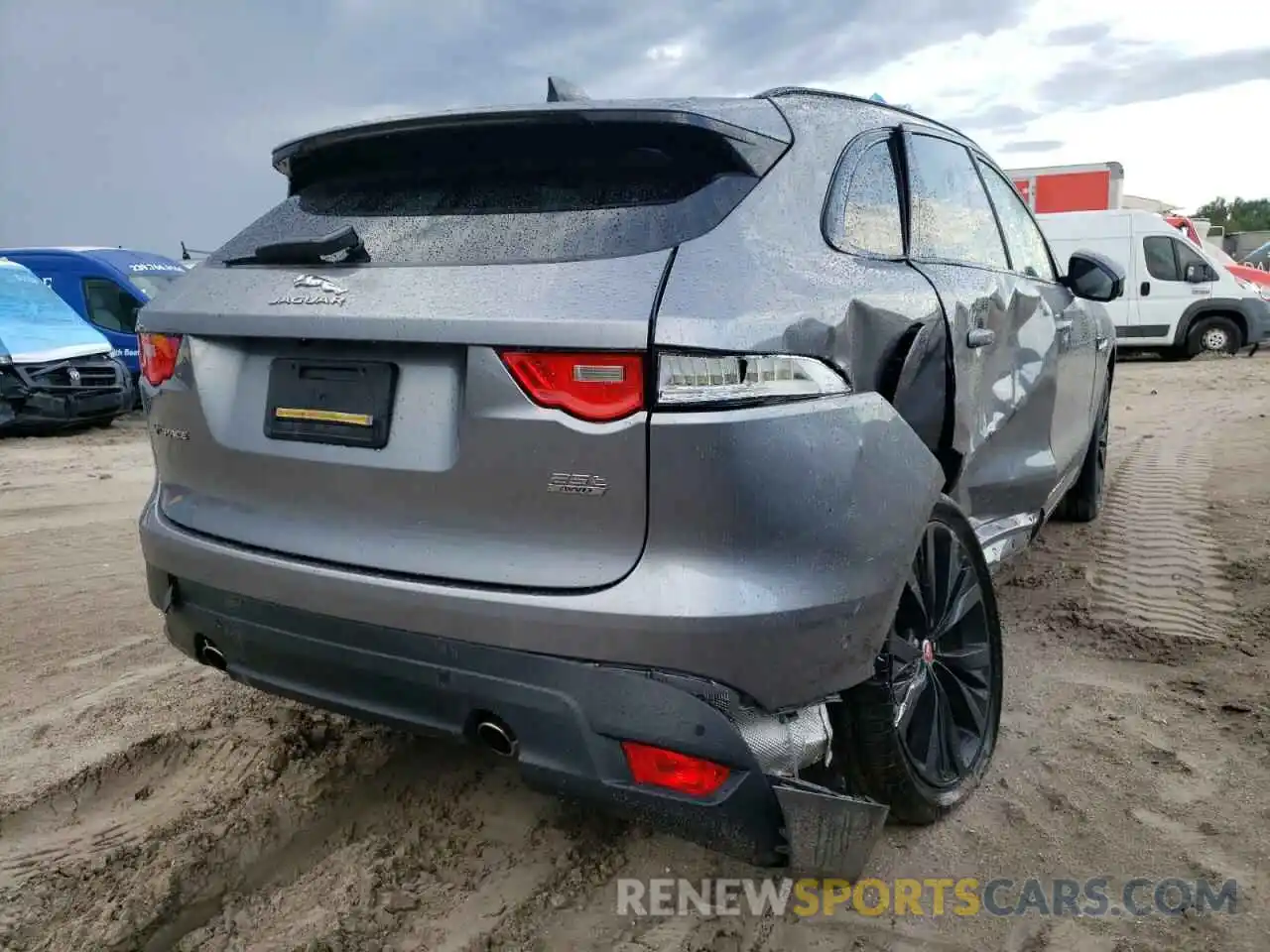 4 Photograph of a damaged car SADCP2FXXLA618745 JAGUAR F-PACE 2020