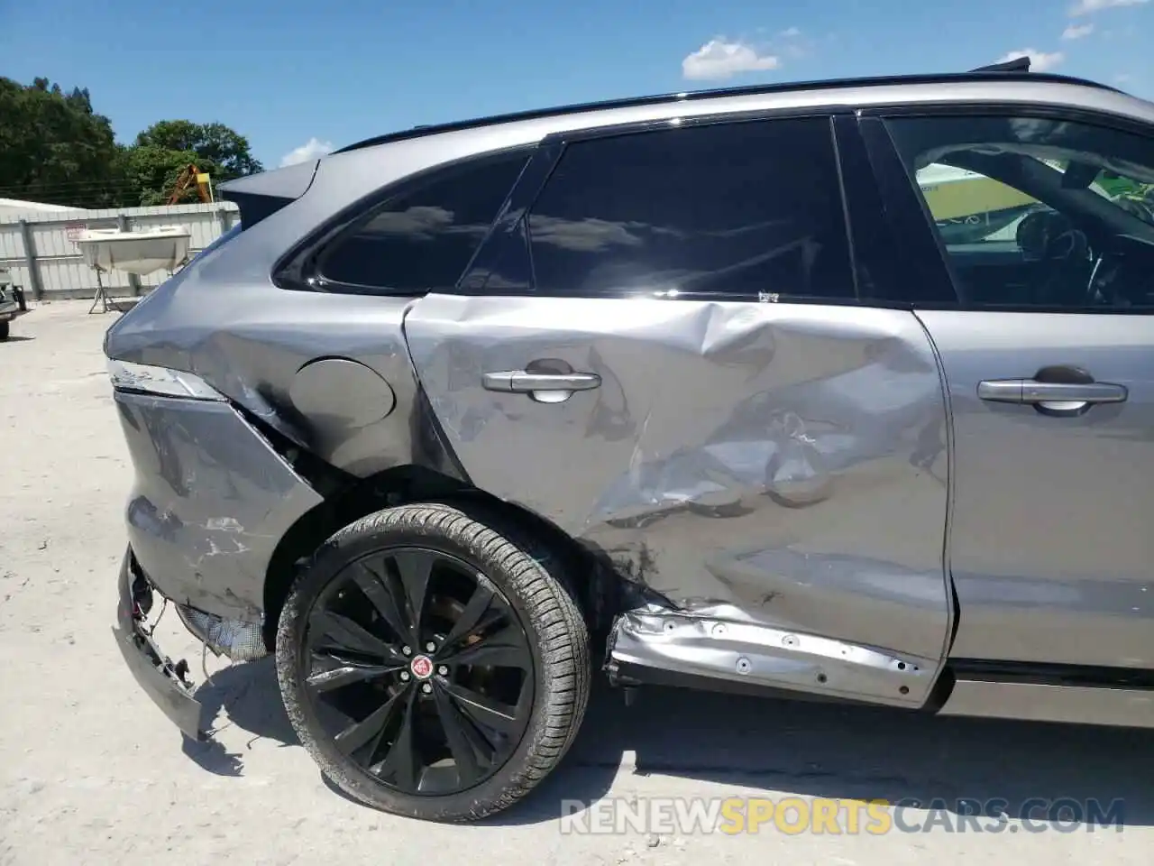 9 Photograph of a damaged car SADCP2FXXLA618745 JAGUAR F-PACE 2020