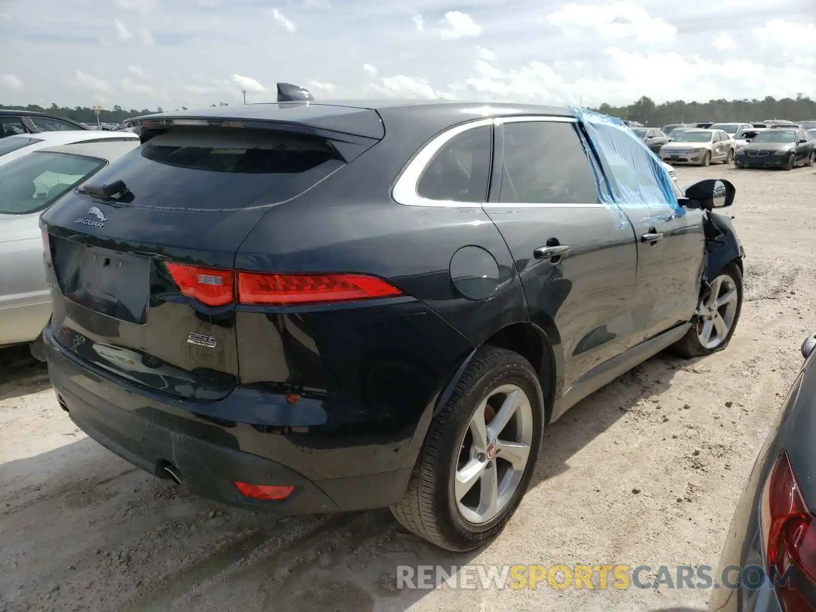 4 Photograph of a damaged car SADCS2FX0LA645502 JAGUAR F-PACE 2020