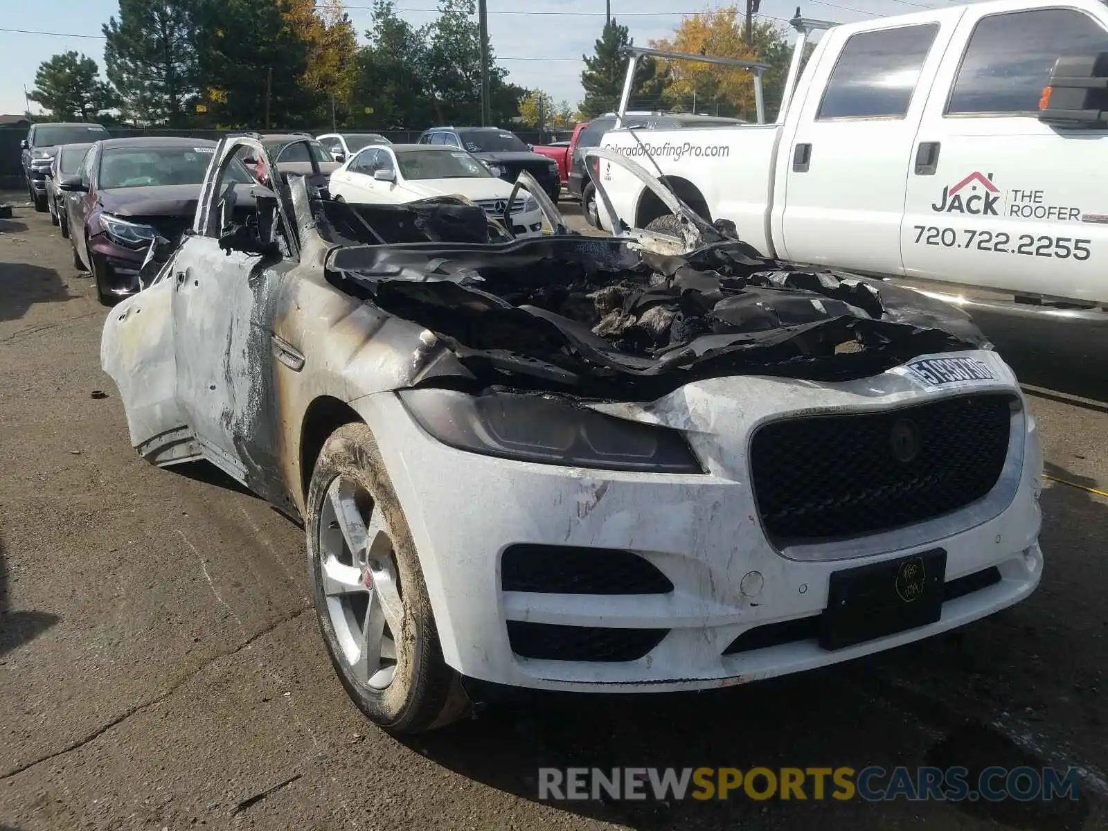 1 Photograph of a damaged car SADCS2FX1LA644438 JAGUAR F-PACE 2020