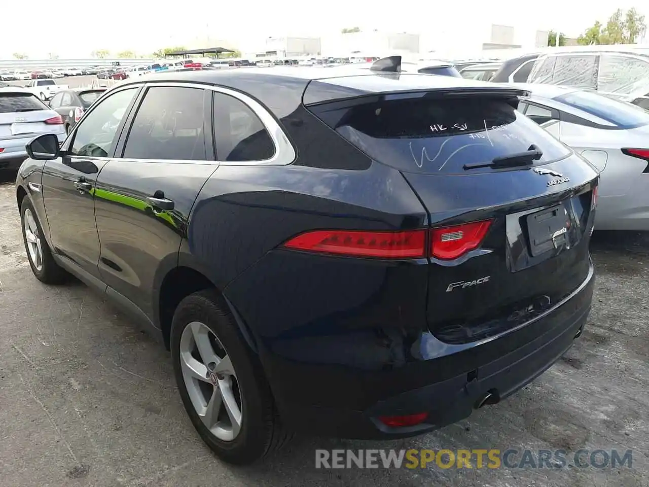 3 Photograph of a damaged car SADCS2FX2LA644724 JAGUAR F-PACE 2020