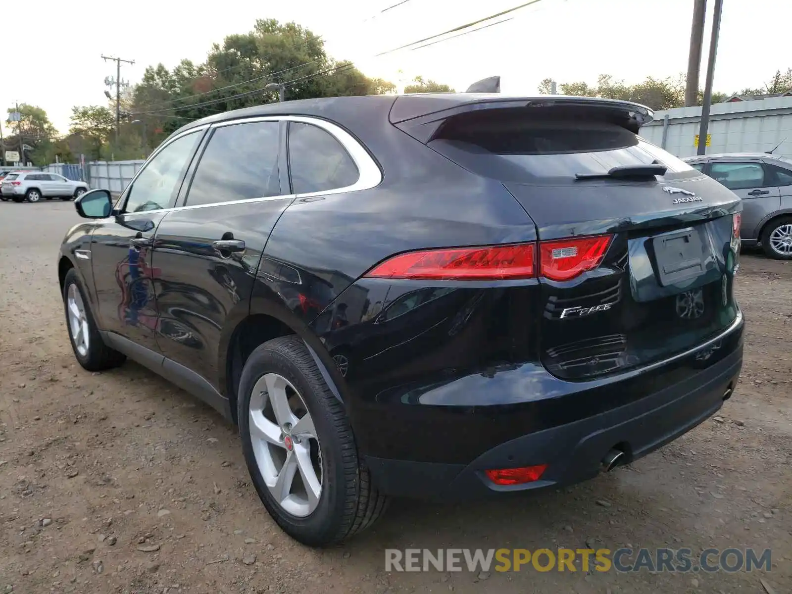 3 Фотография поврежденного автомобиля SADCS2FX3LA645431 JAGUAR F-PACE 2020