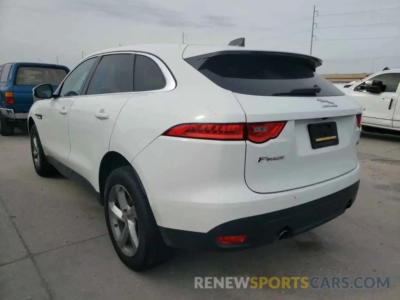 3 Фотография поврежденного автомобиля SADCS2FX4LA643476 JAGUAR F-PACE 2020