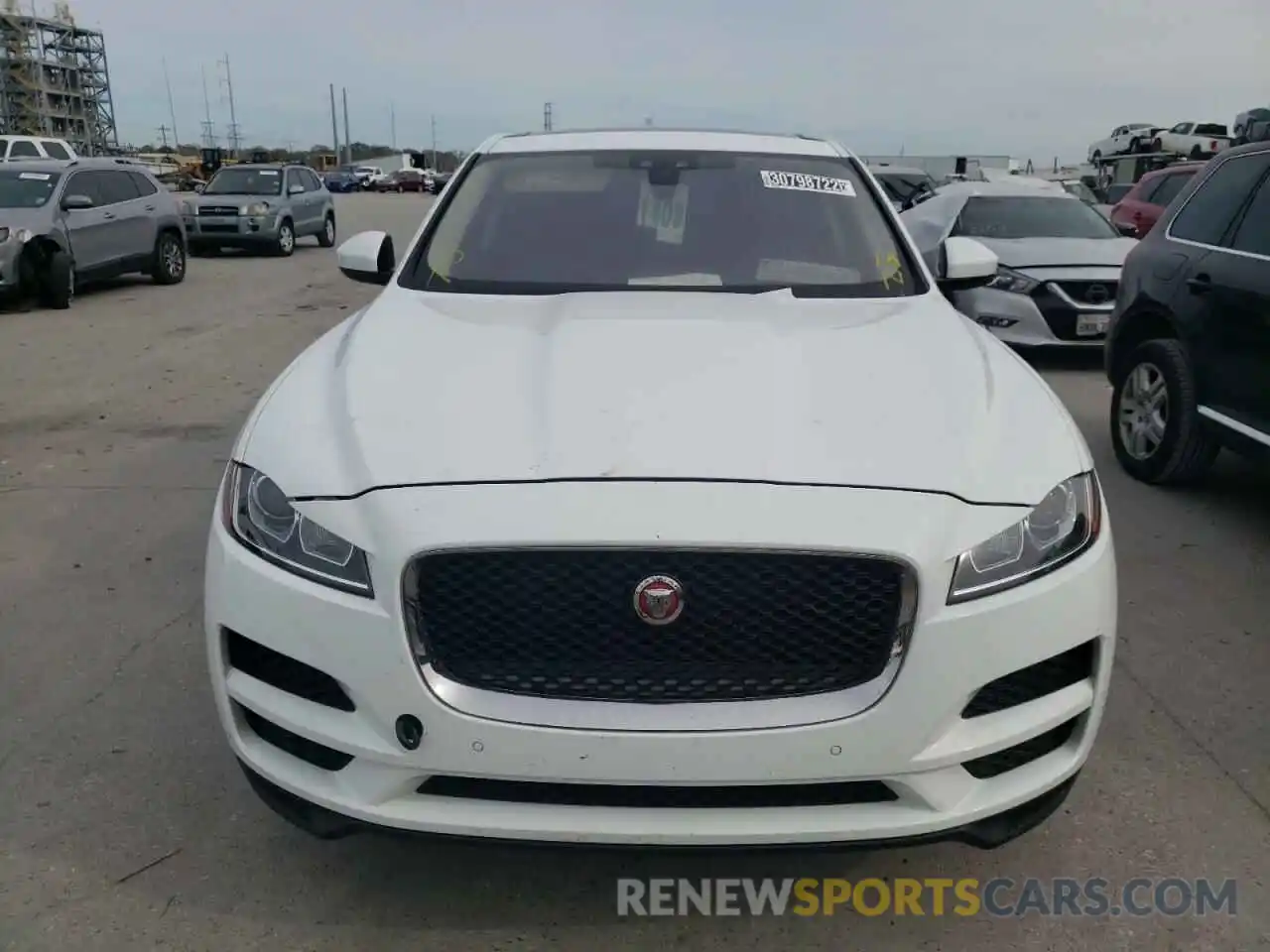 9 Photograph of a damaged car SADCS2FX4LA643476 JAGUAR F-PACE 2020