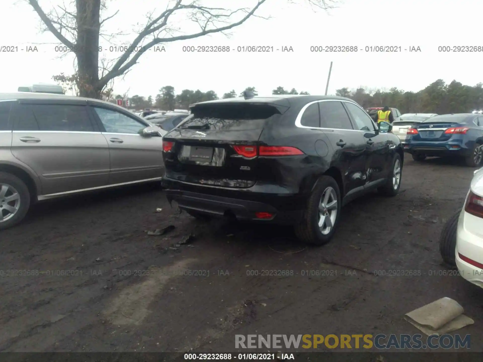 6 Photograph of a damaged car SADCS2FX4LA645440 JAGUAR F-PACE 2020