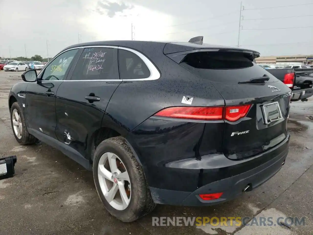 3 Фотография поврежденного автомобиля SADCS2FX4LA645714 JAGUAR F-PACE 2020