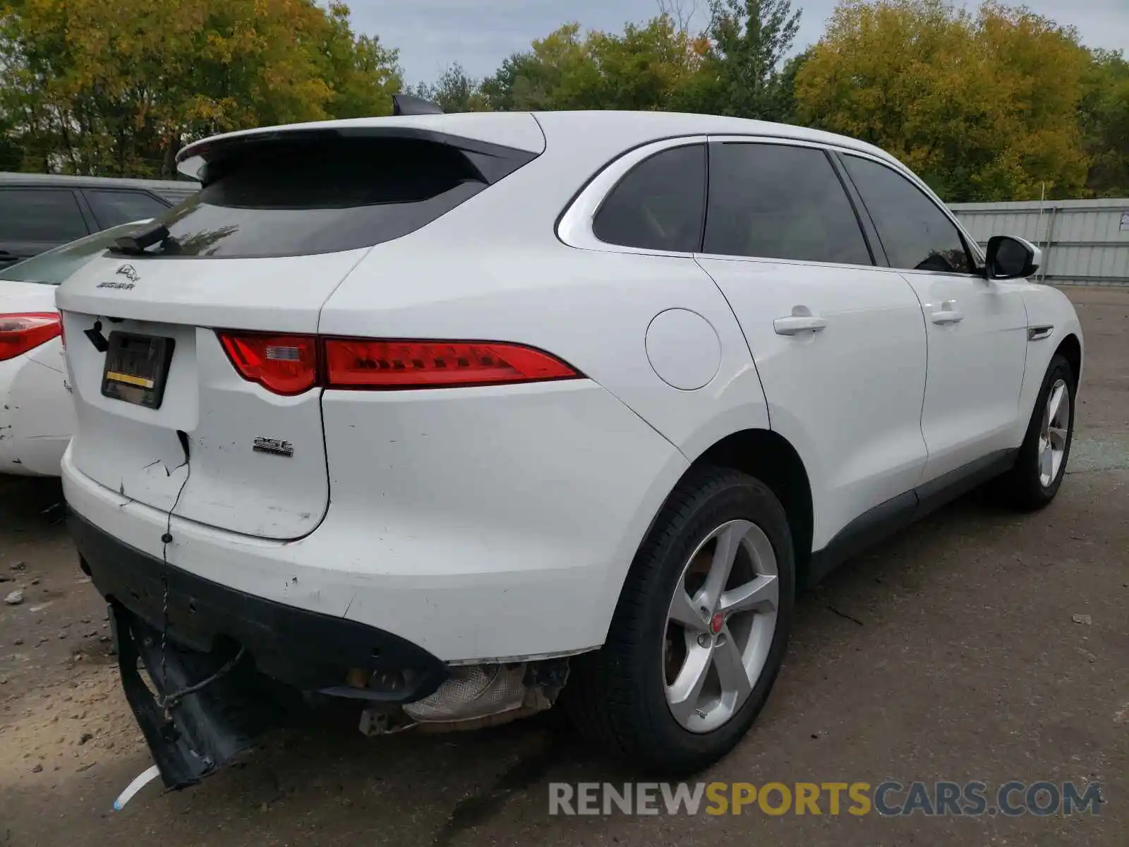 4 Photograph of a damaged car SADCS2FX4LA645888 JAGUAR F-PACE 2020