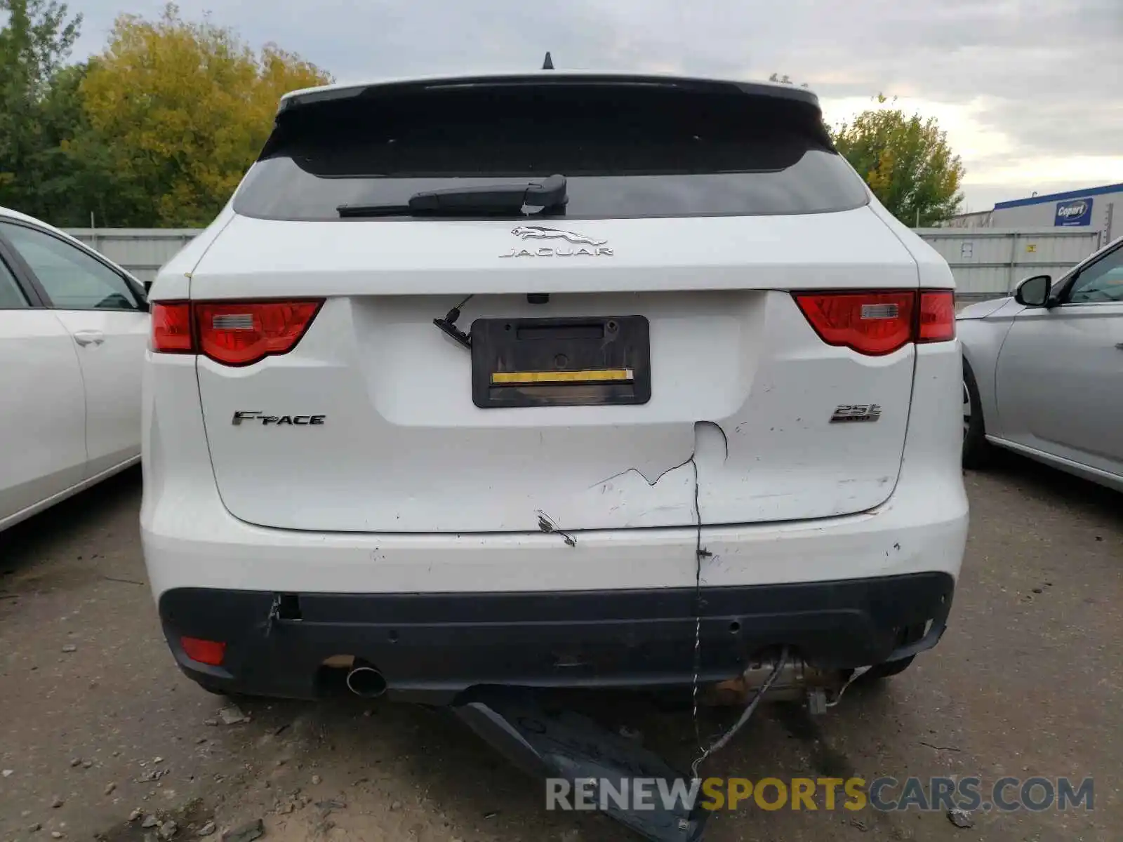 9 Photograph of a damaged car SADCS2FX4LA645888 JAGUAR F-PACE 2020