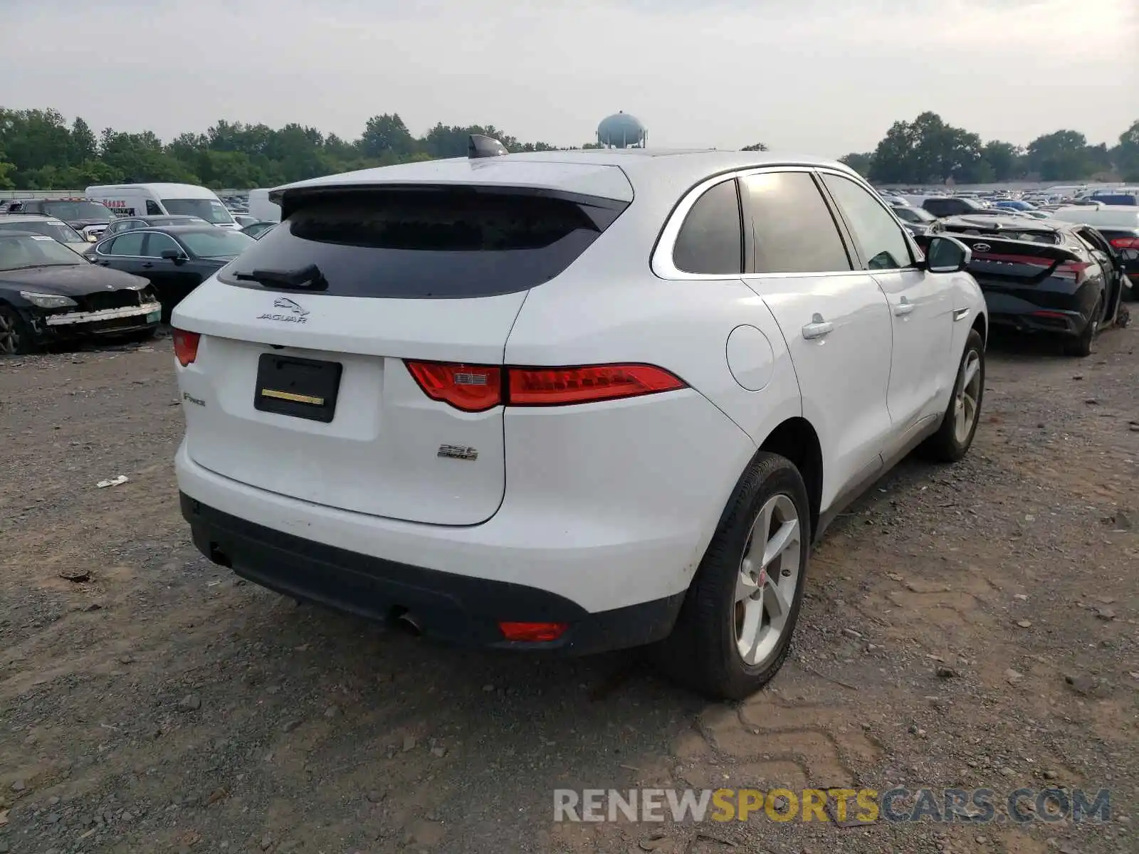 4 Photograph of a damaged car SADCS2FX7LA645237 JAGUAR F-PACE 2020