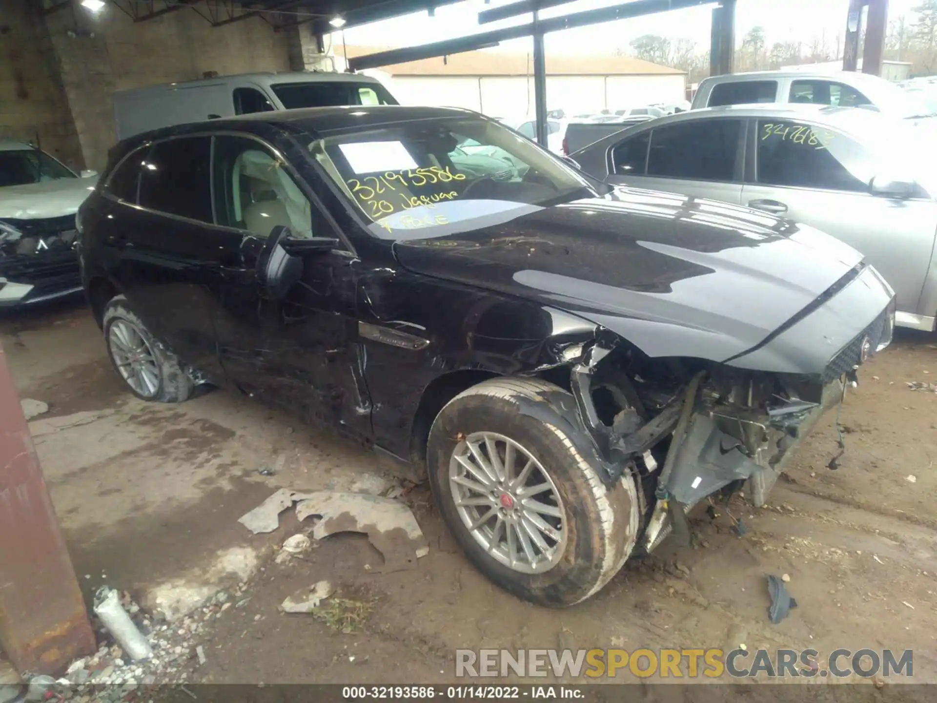 1 Photograph of a damaged car SADCS2FX9LA640198 JAGUAR F-PACE 2020